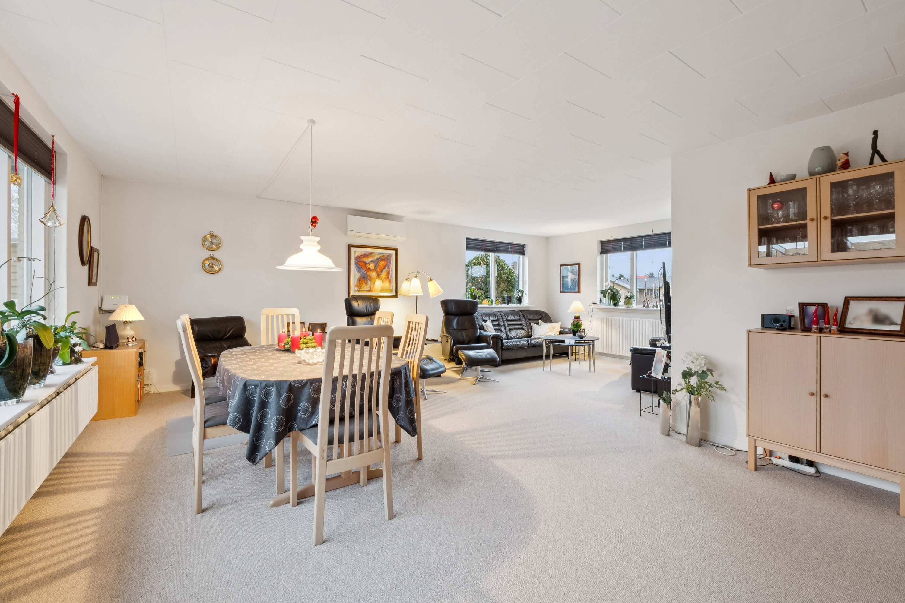 Fremhævet stue billede i fuldskærmstilstand. Billede af Ansgarvej 32, Øster Jølby, 7950 Erslev