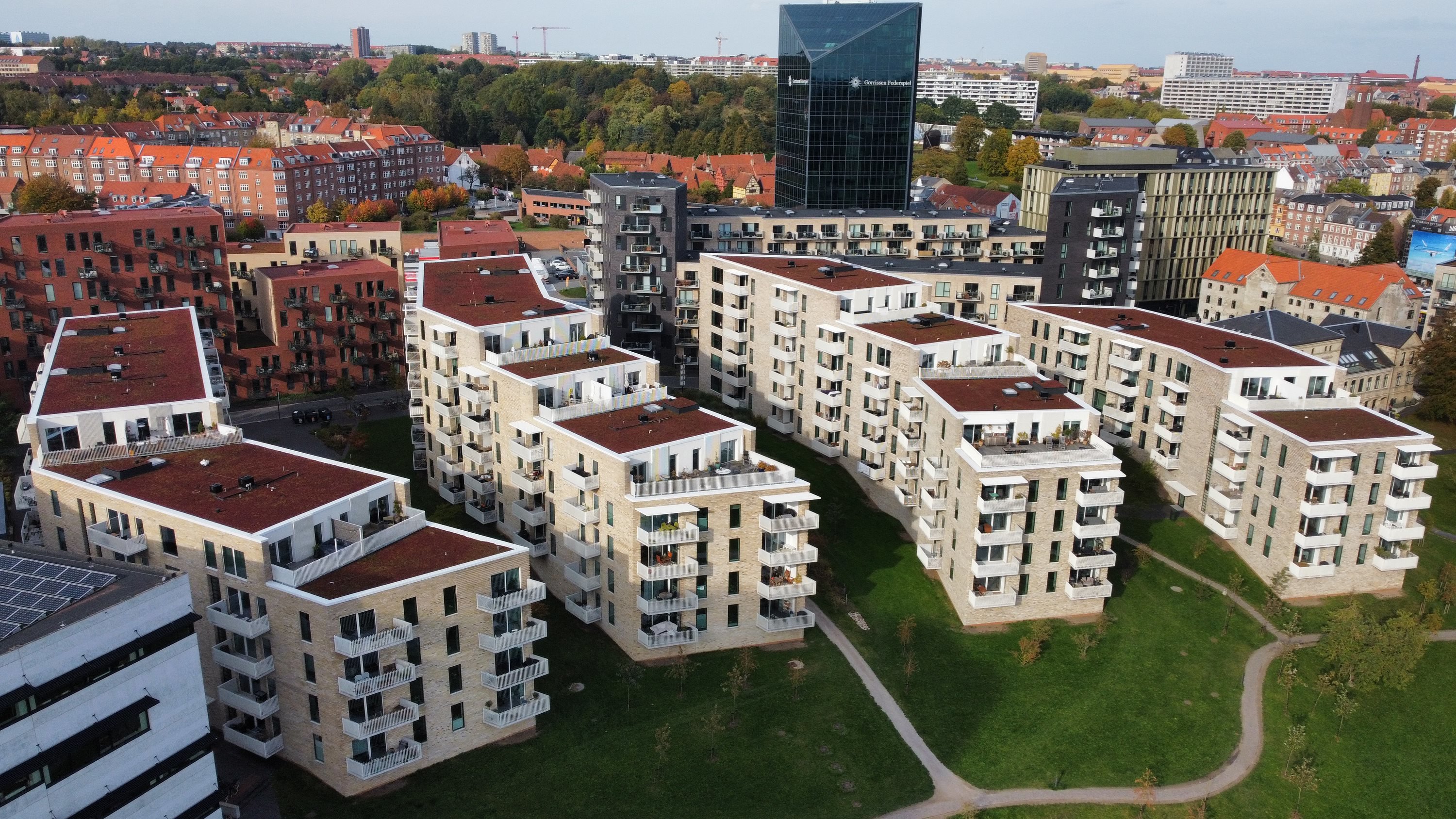 Fremhævet  billede i fuldskærmstilstand. Billede af Ceresbyen 40, 1. 3., 8000 Aarhus C