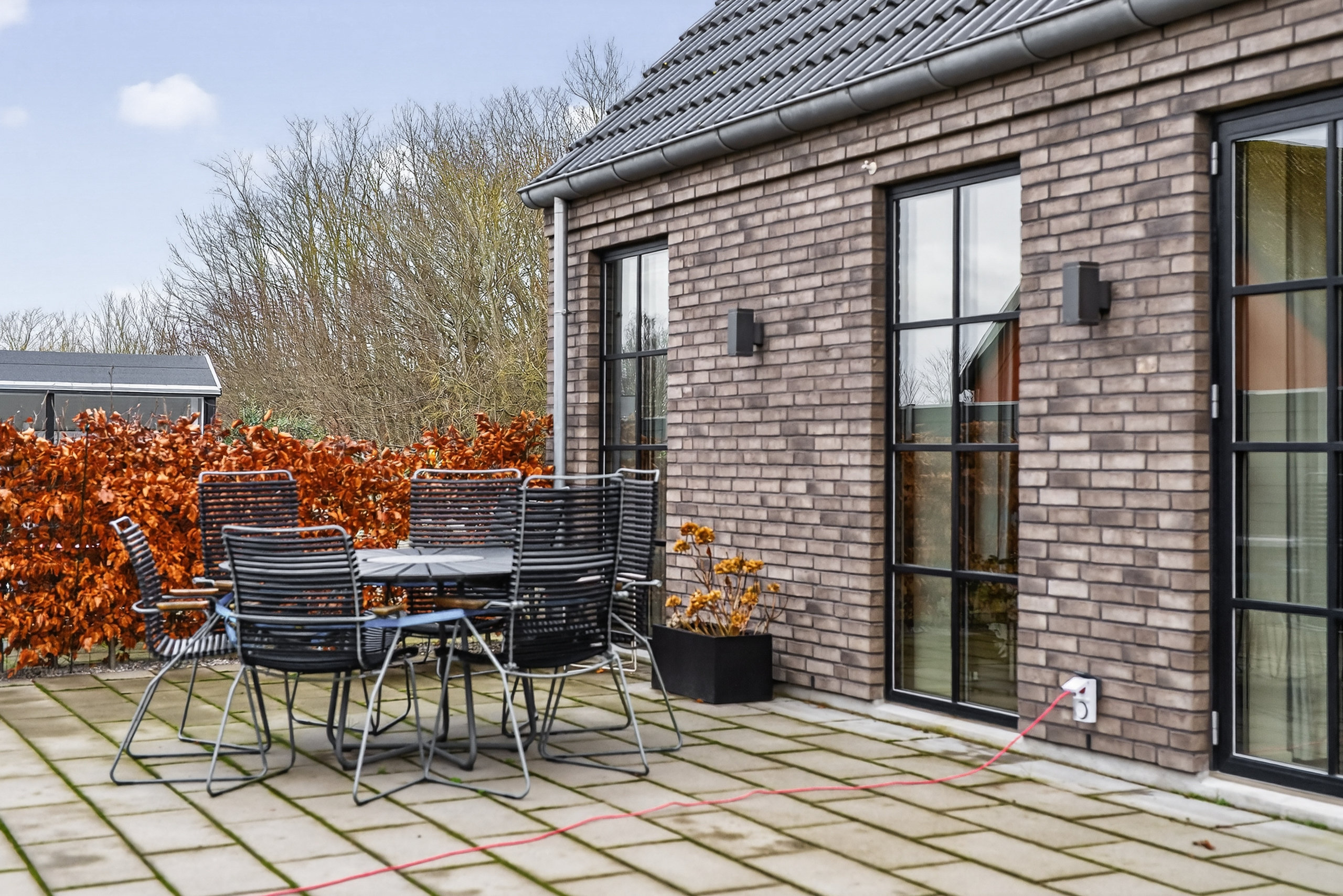 Fremhævet ude billede i fuldskærmstilstand. Billede af Smørum Bygade 43, Smørumovre, 2765 Smørum