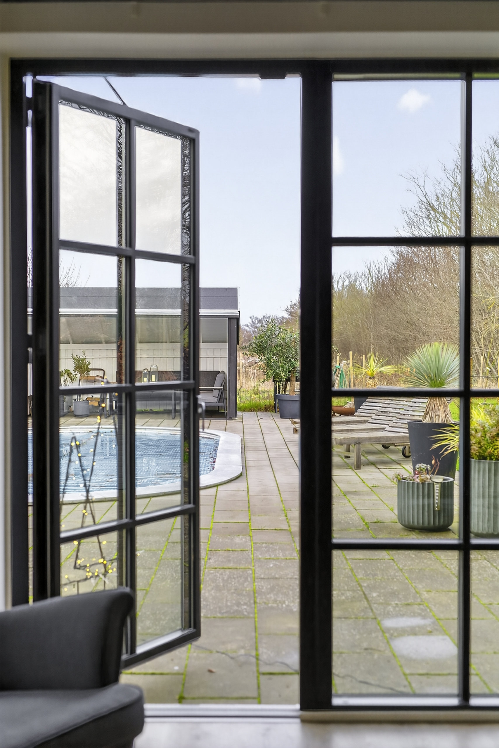 Fremhævet lifestyle billede i fuldskærmstilstand. Billede af Smørum Bygade 43, Smørumovre, 2765 Smørum