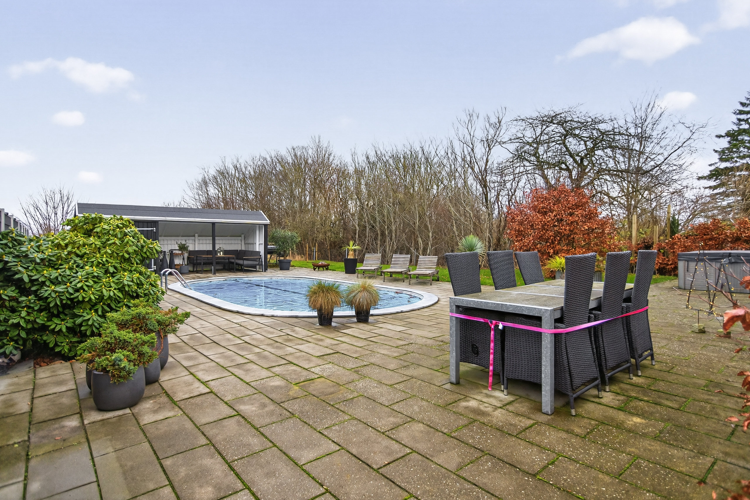 Fremhævet ude billede i fuldskærmstilstand. Billede af Smørum Bygade 43, Smørumovre, 2765 Smørum