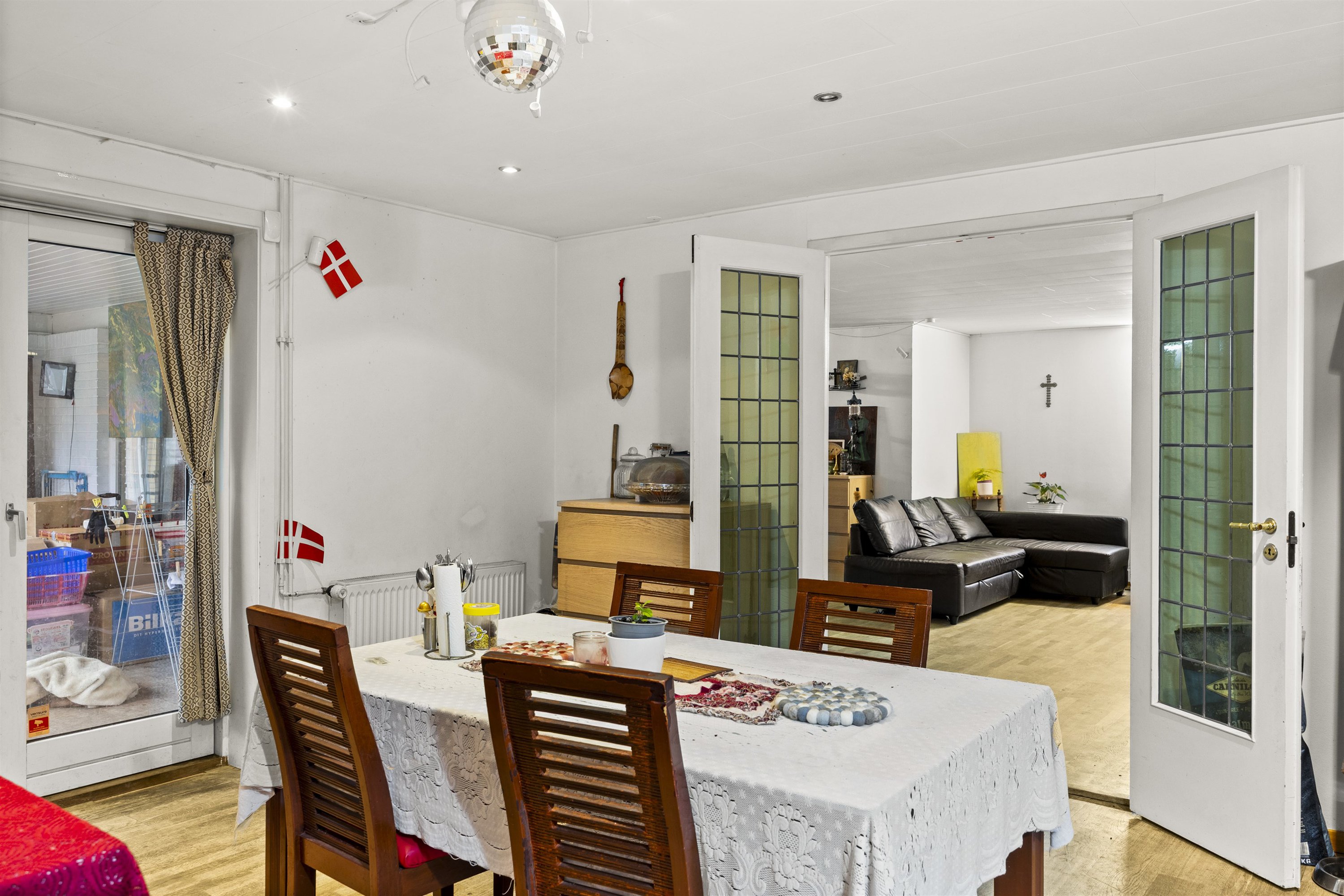 Fremhævet andet billede i fuldskærmstilstand. Billede af Olaf Poulsens Vej 5D, 2920 Charlottenlund