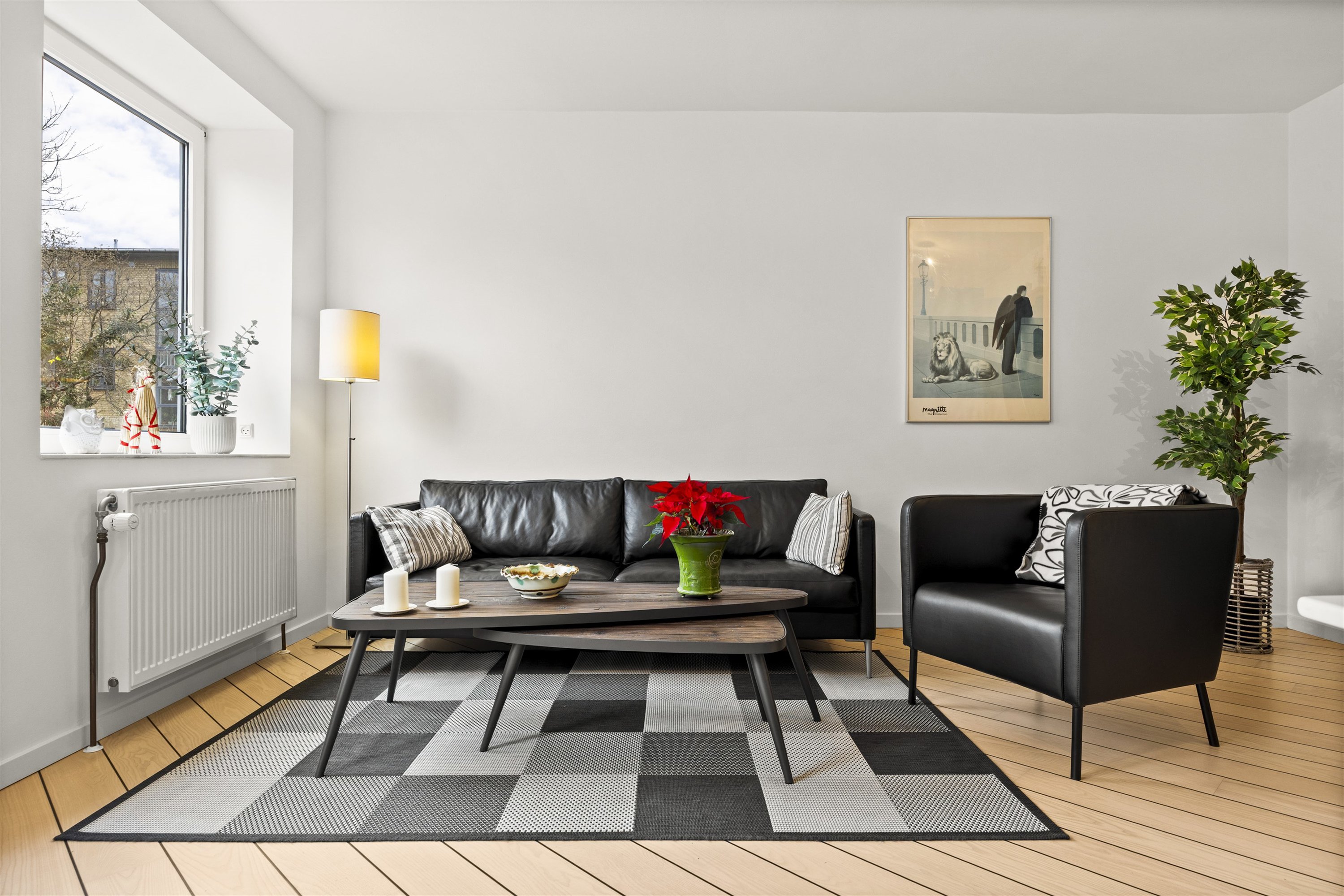 Fremhævet andet billede i fuldskærmstilstand. Billede af Kirkevej 21C, st.. tv., 2920 Charlottenlund