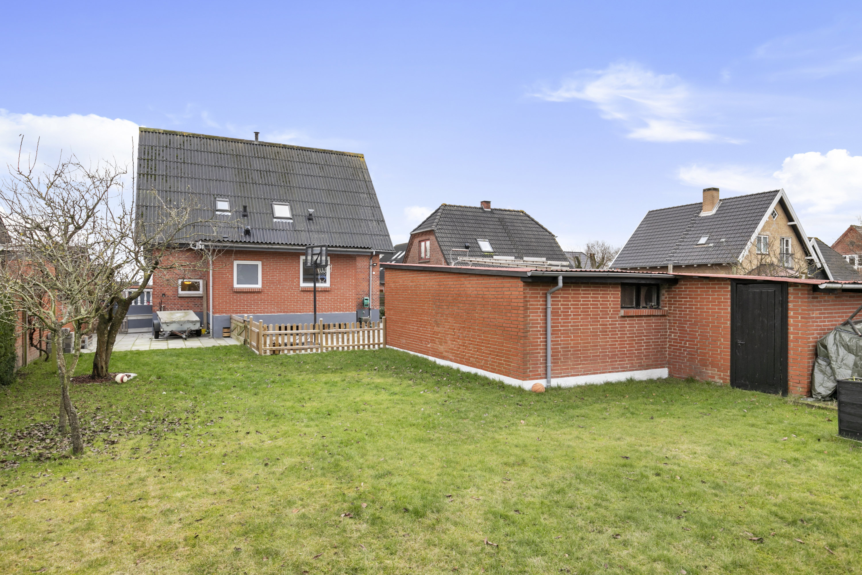 Fremhævet ejendommen billede i fuldskærmstilstand. Billede af Rosenvængets Alle 21, 9700 Brønderslev