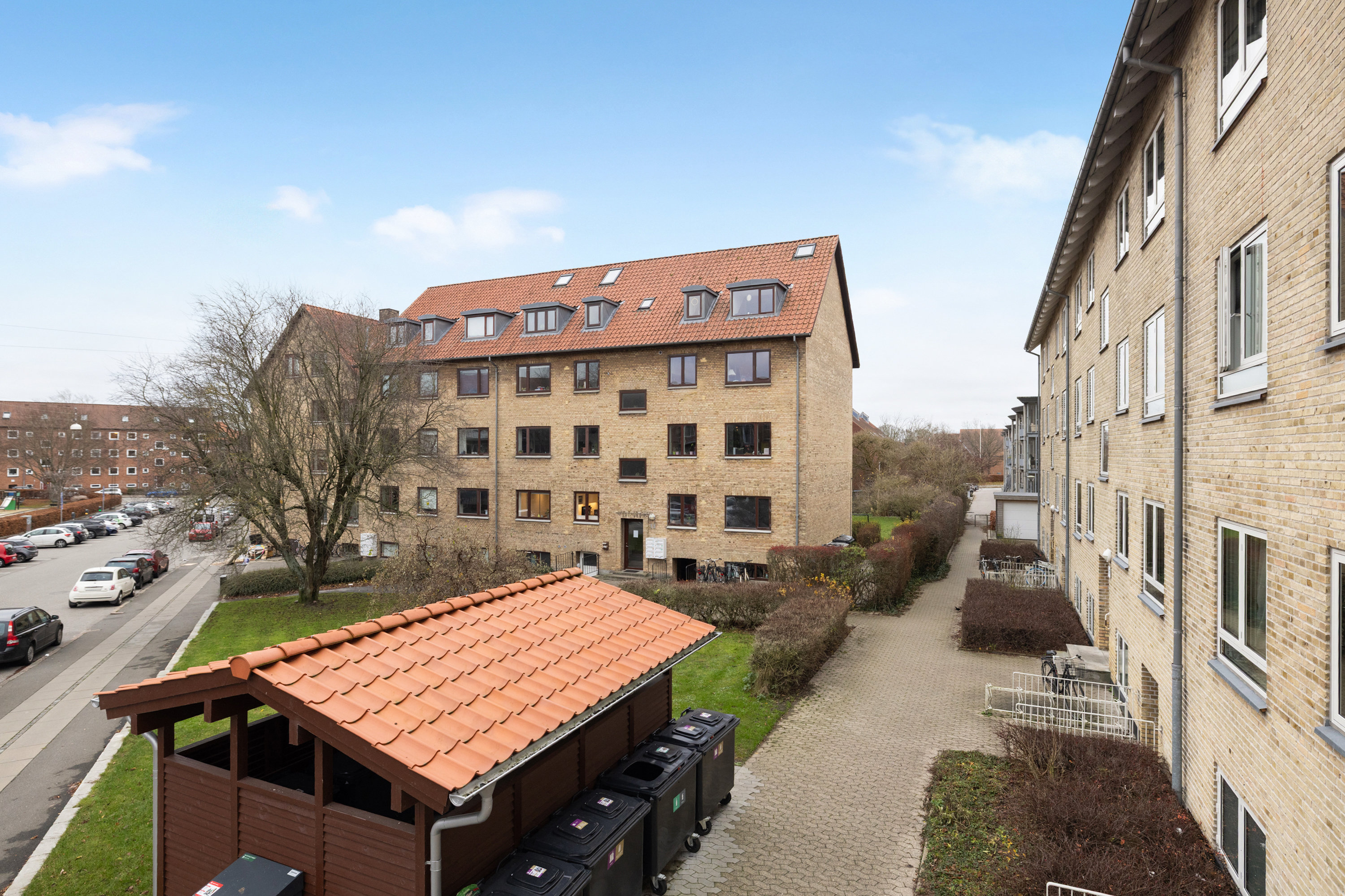 Fremhævet  billede i fuldskærmstilstand. Billede af Helge Rodes Vej 13, st.. tv., 8210 Aarhus V