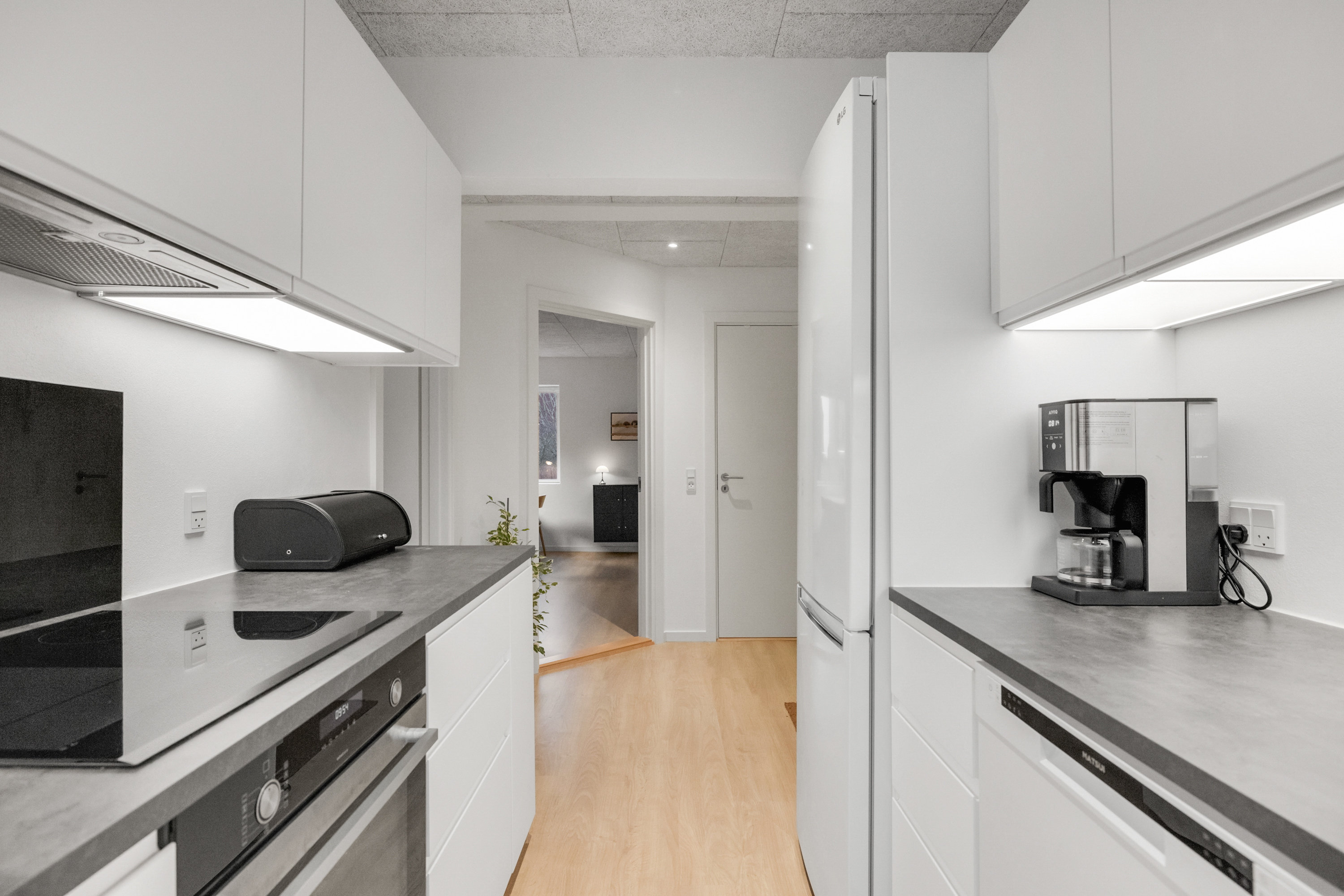 Fremhævet  billede i fuldskærmstilstand. Billede af Helge Rodes Vej 13, st.. tv., 8210 Aarhus V