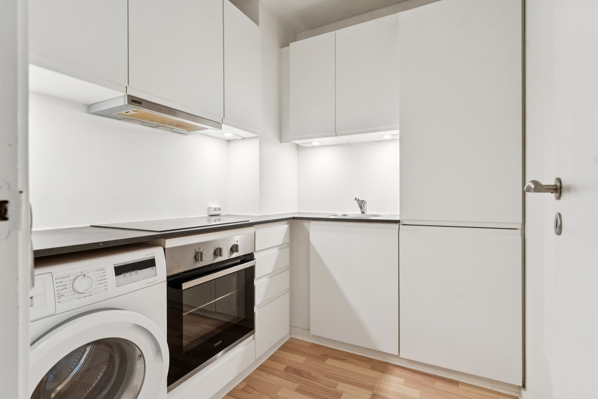 Miniaturebillede 1: bryggers. Billede af Skelvangsvej 173, st.. mf., 8920 Randers NV