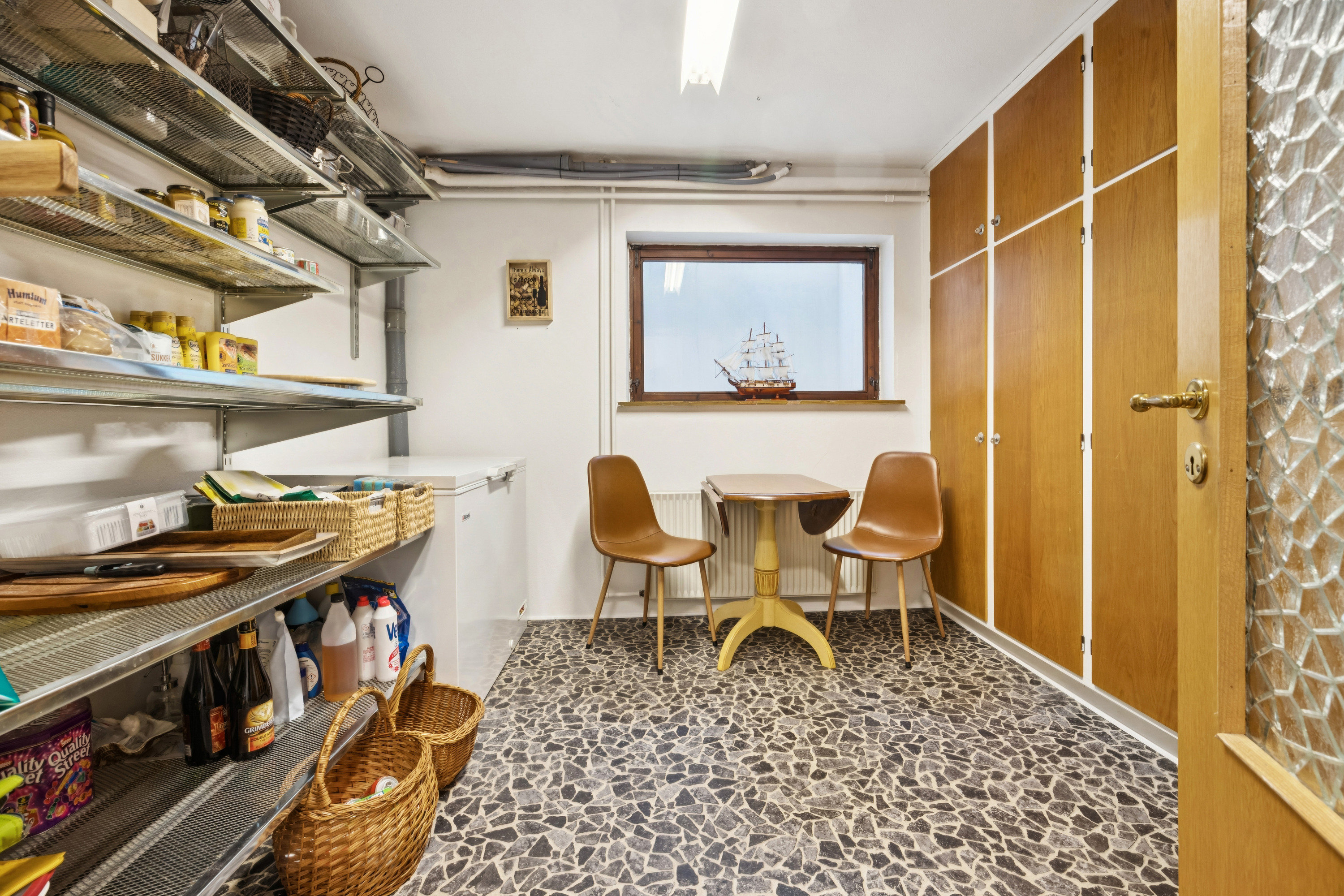 Fremhævet værelse billede i fuldskærmstilstand. Billede af Mester Eriks Vej 12A, 9000 Aalborg