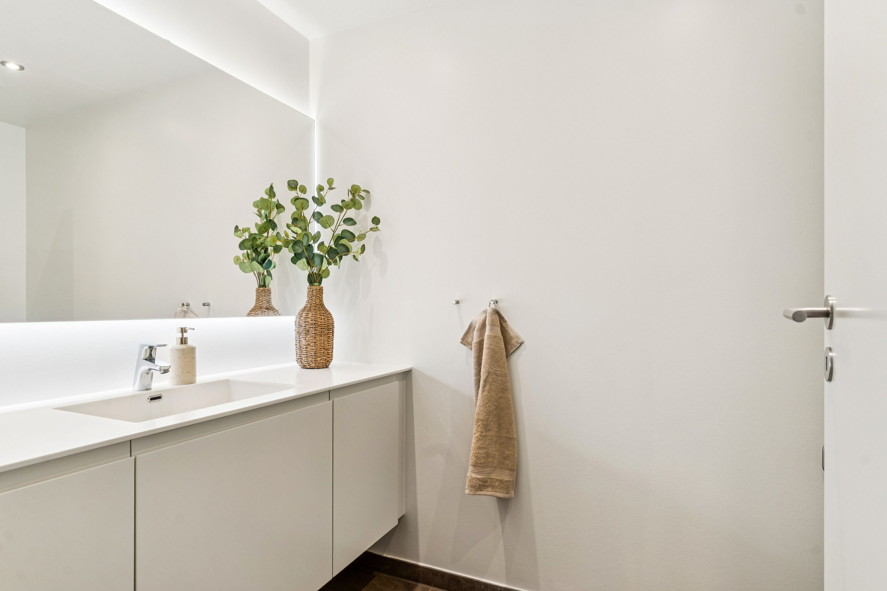 Fremhævet badeværelse billede i fuldskærmstilstand. Billede af Granvej 79, 2880 Bagsværd