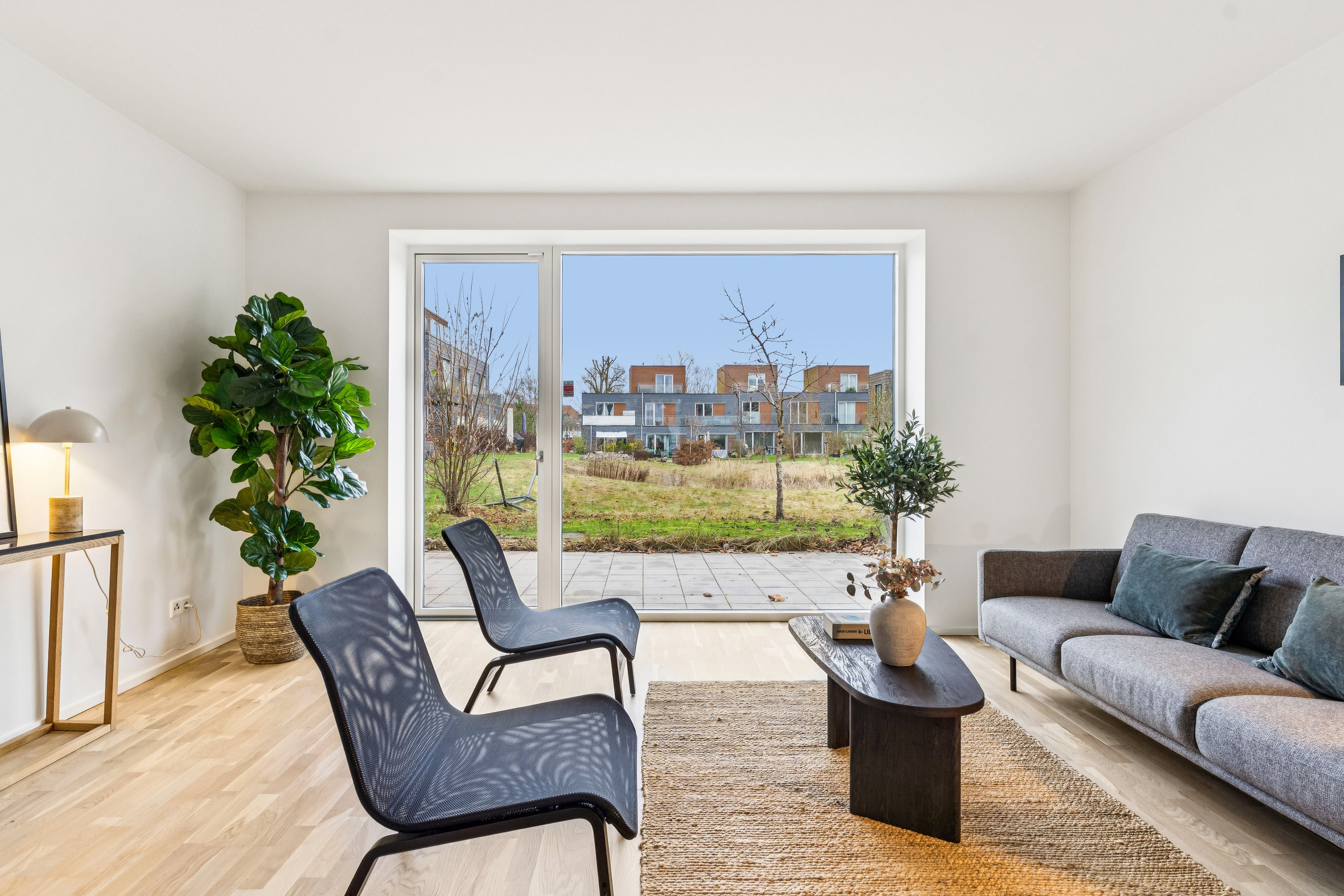 Fremhævet stue billede i fuldskærmstilstand. Billede af Granvej 79, 2880 Bagsværd