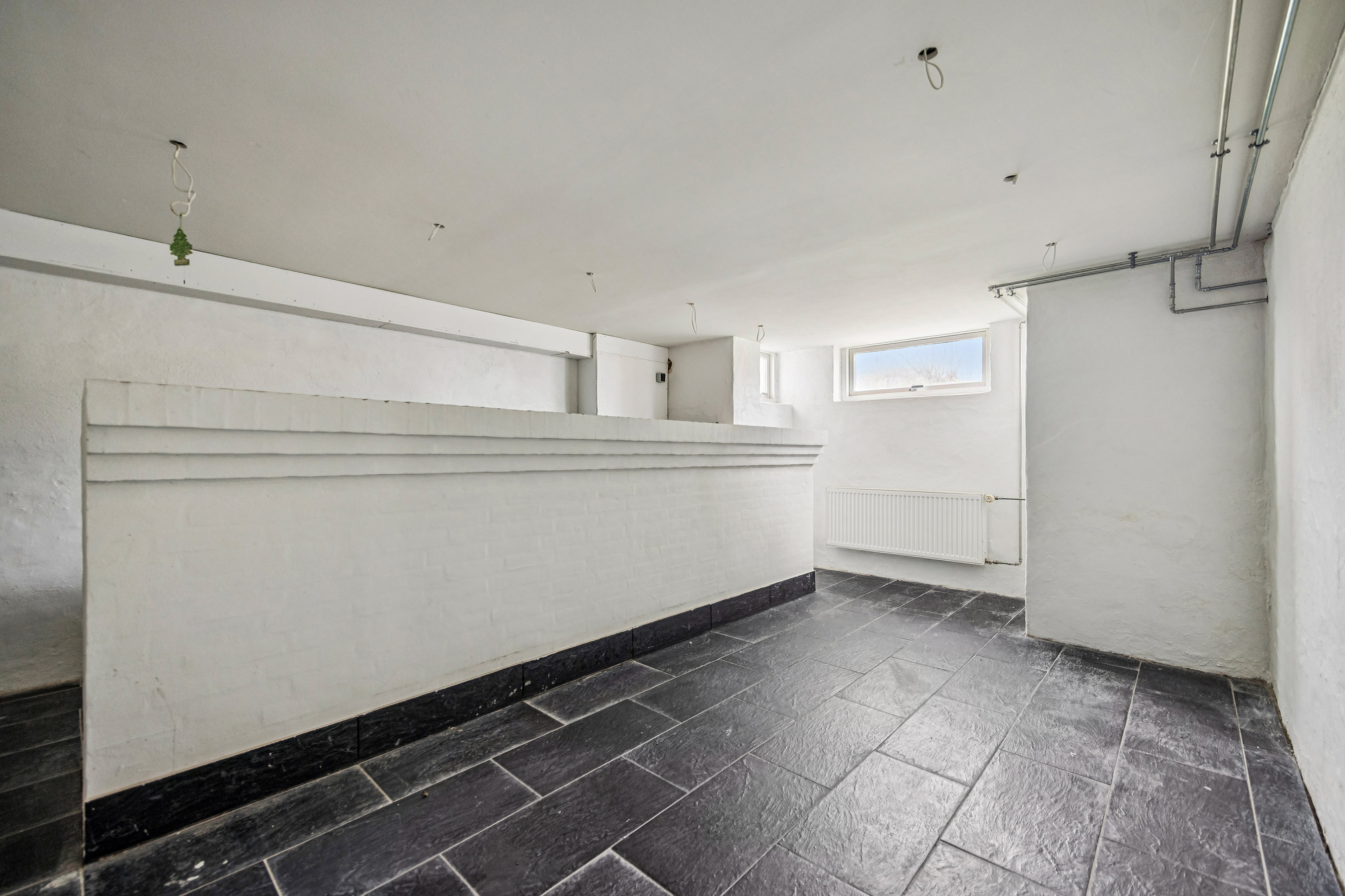 Fremhævet kælderrum billede i fuldskærmstilstand. Billede af Hølundvej 70, Øster Hassing, 9362 Gandrup