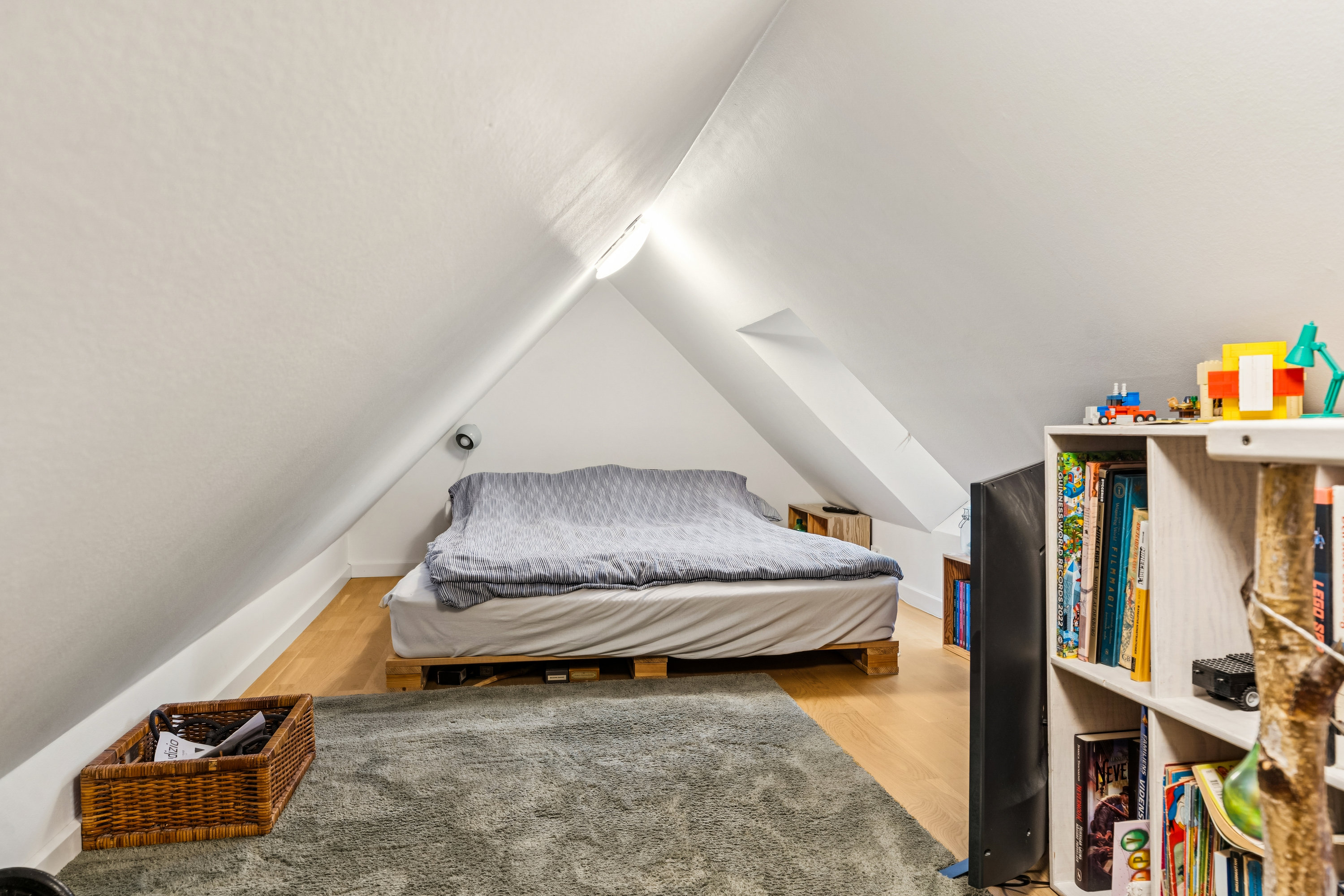 Fremhævet værelse billede i fuldskærmstilstand. Billede af Muldvad 57, 2800 Kongens Lyngby