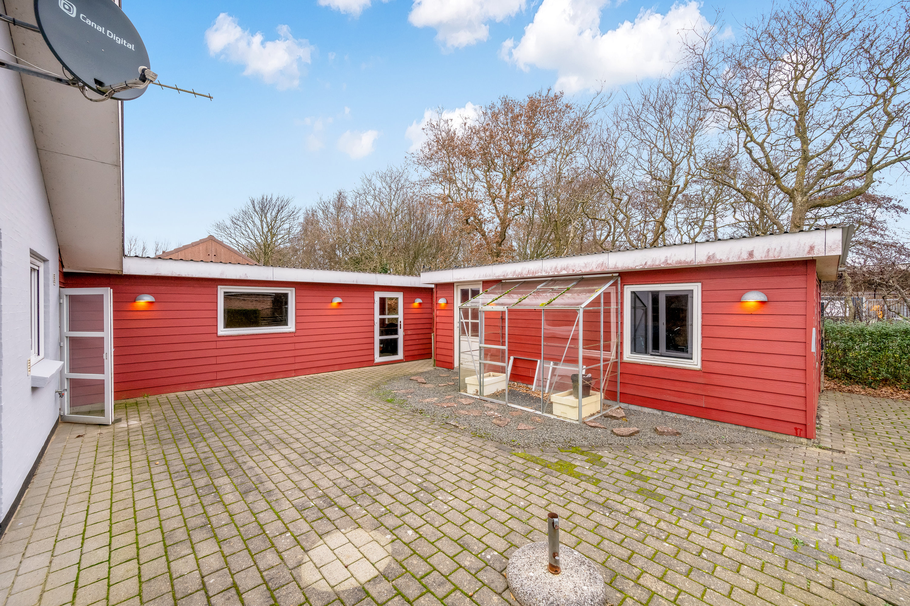 Fremhævet facade billede i fuldskærmstilstand. Billede af Nørredige 4, Nr Bork, 6893 Hemmet