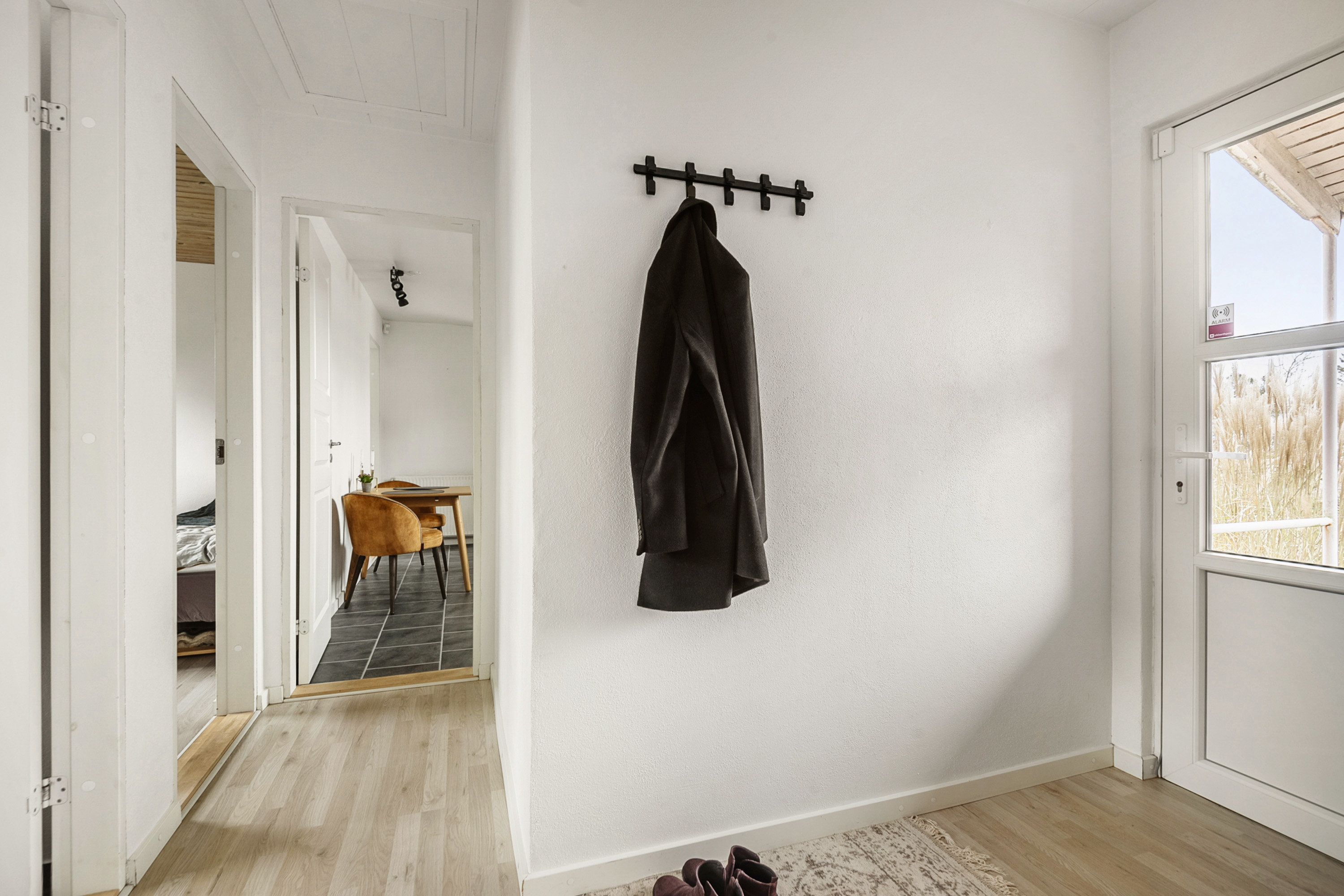 Fremhævet entré billede i fuldskærmstilstand. Billede af Villavej 31, Varde, 6800 Varde