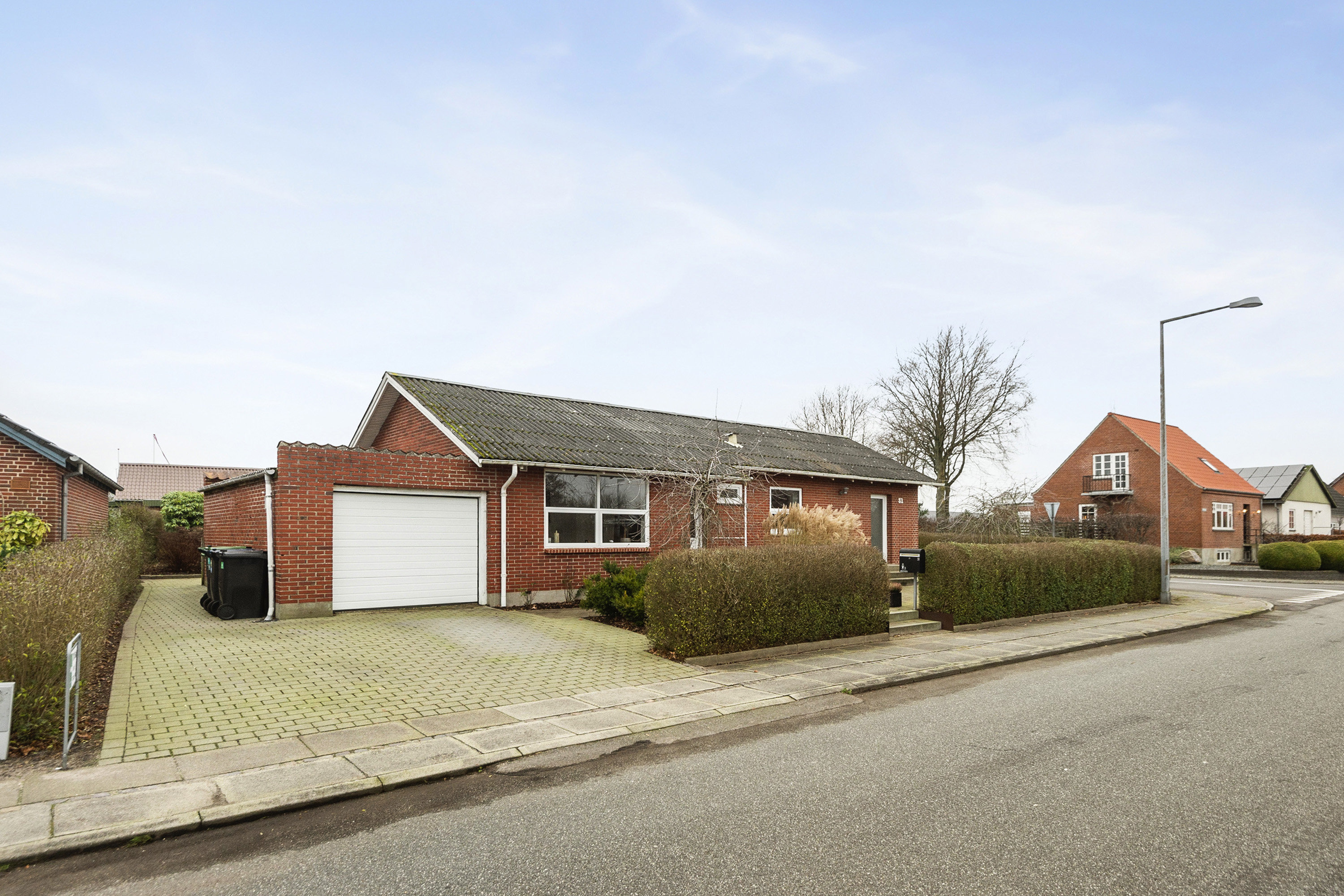 Fremhævet ejendommen billede i fuldskærmstilstand. Billede af Villavej 31, Varde, 6800 Varde