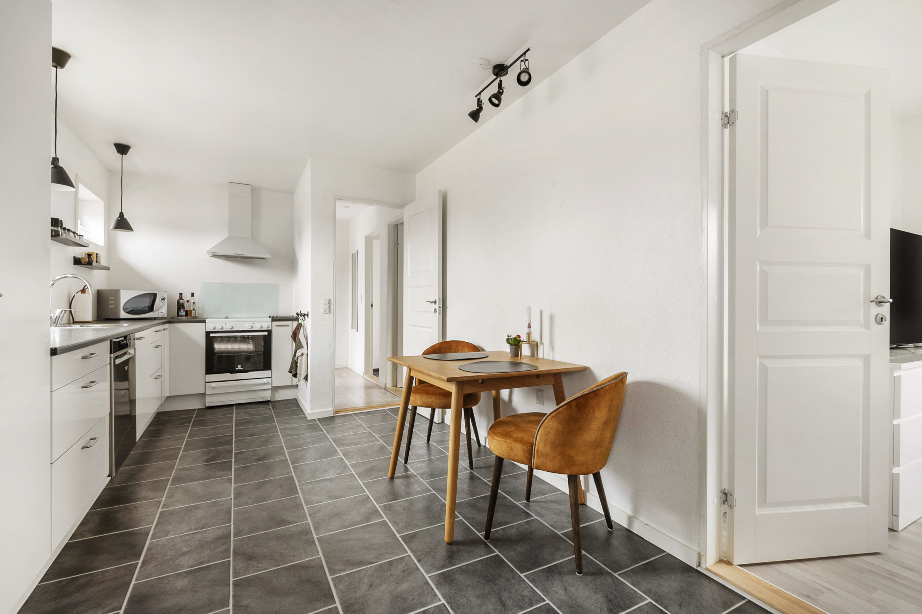 Fremhævet køkken billede i fuldskærmstilstand. Billede af Villavej 31, Varde, 6800 Varde