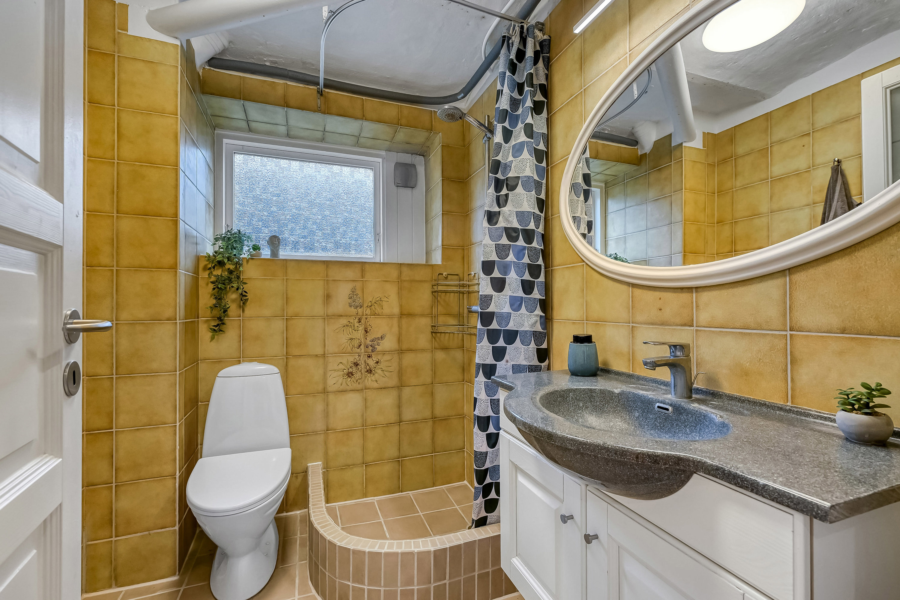 Fremhævet badeværelse billede i fuldskærmstilstand. Billede af Baggesens Alle 37, 6700 Esbjerg