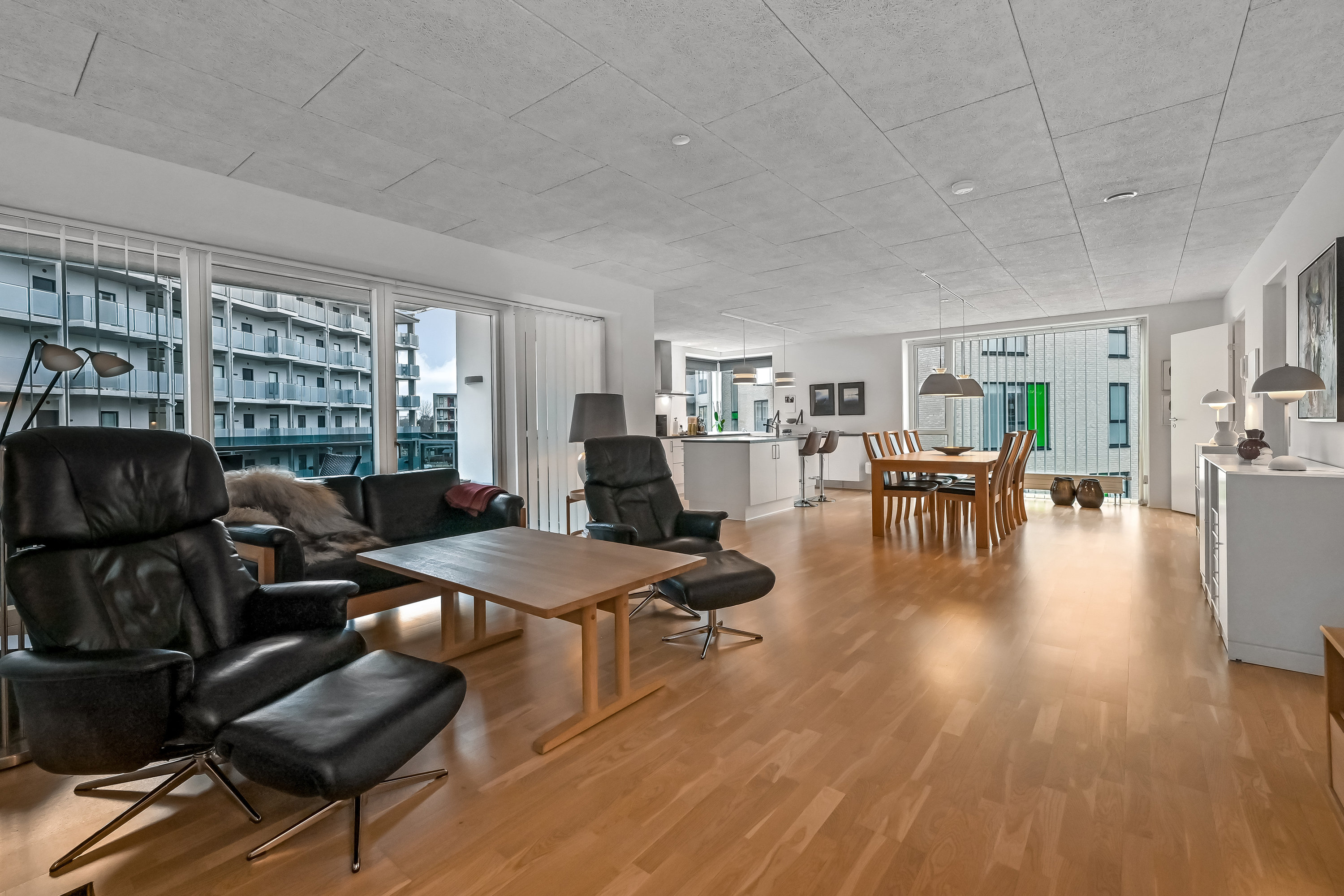 Fremhævet stue billede i fuldskærmstilstand. Billede af Sabroesvej 3A, 1., 7400 Herning