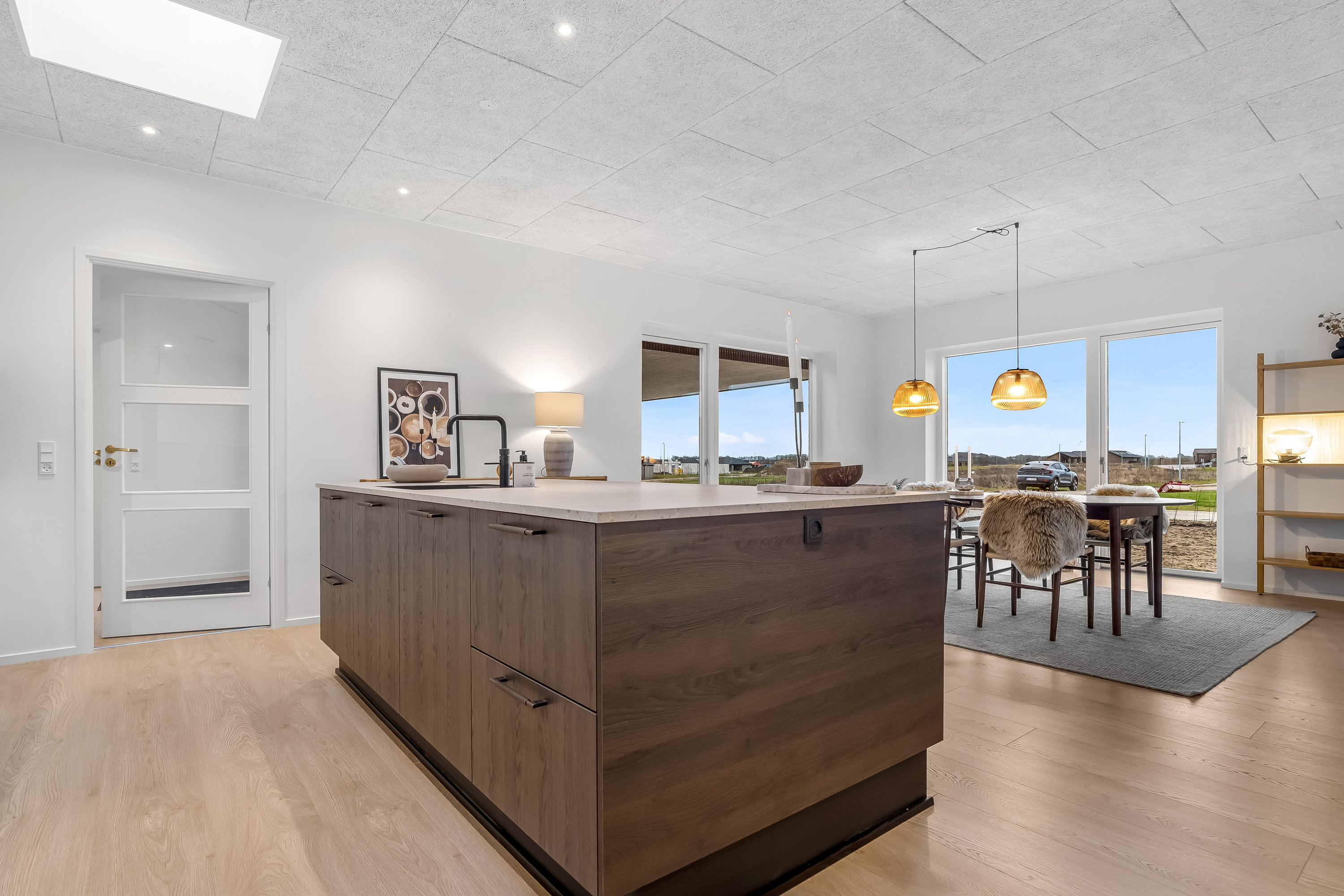 Fremhævet køkken alrum billede i fuldskærmstilstand. Billede af Dåhjorten 10, Halgårde, 7500 Holstebro