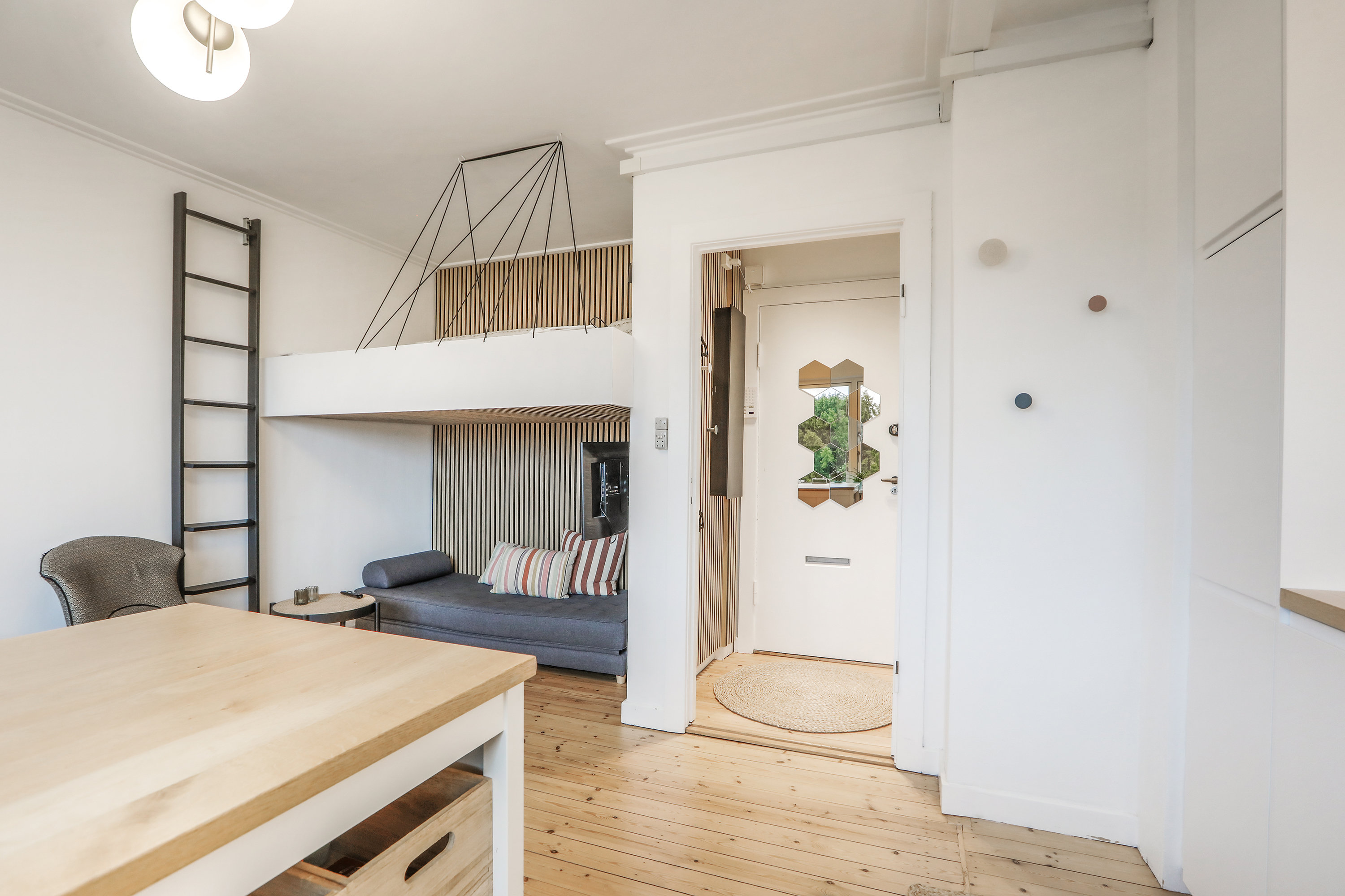 Fremhævet  billede i fuldskærmstilstand. Billede af Sorrentovej 19, 1. mf., 2300 København S