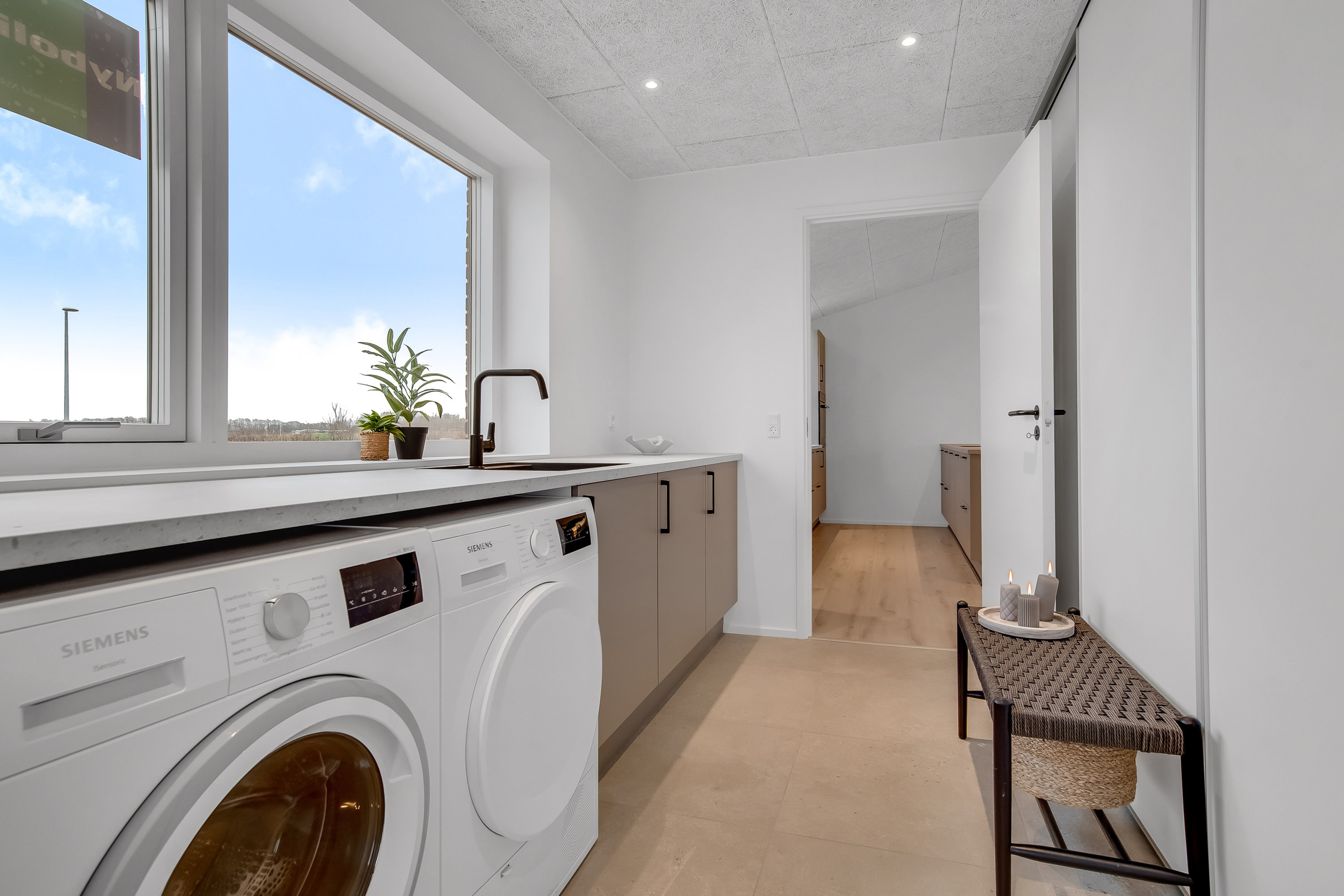 Fremhævet andet billede i fuldskærmstilstand. Billede af Råbukken 12, Halgårde, 7500 Holstebro