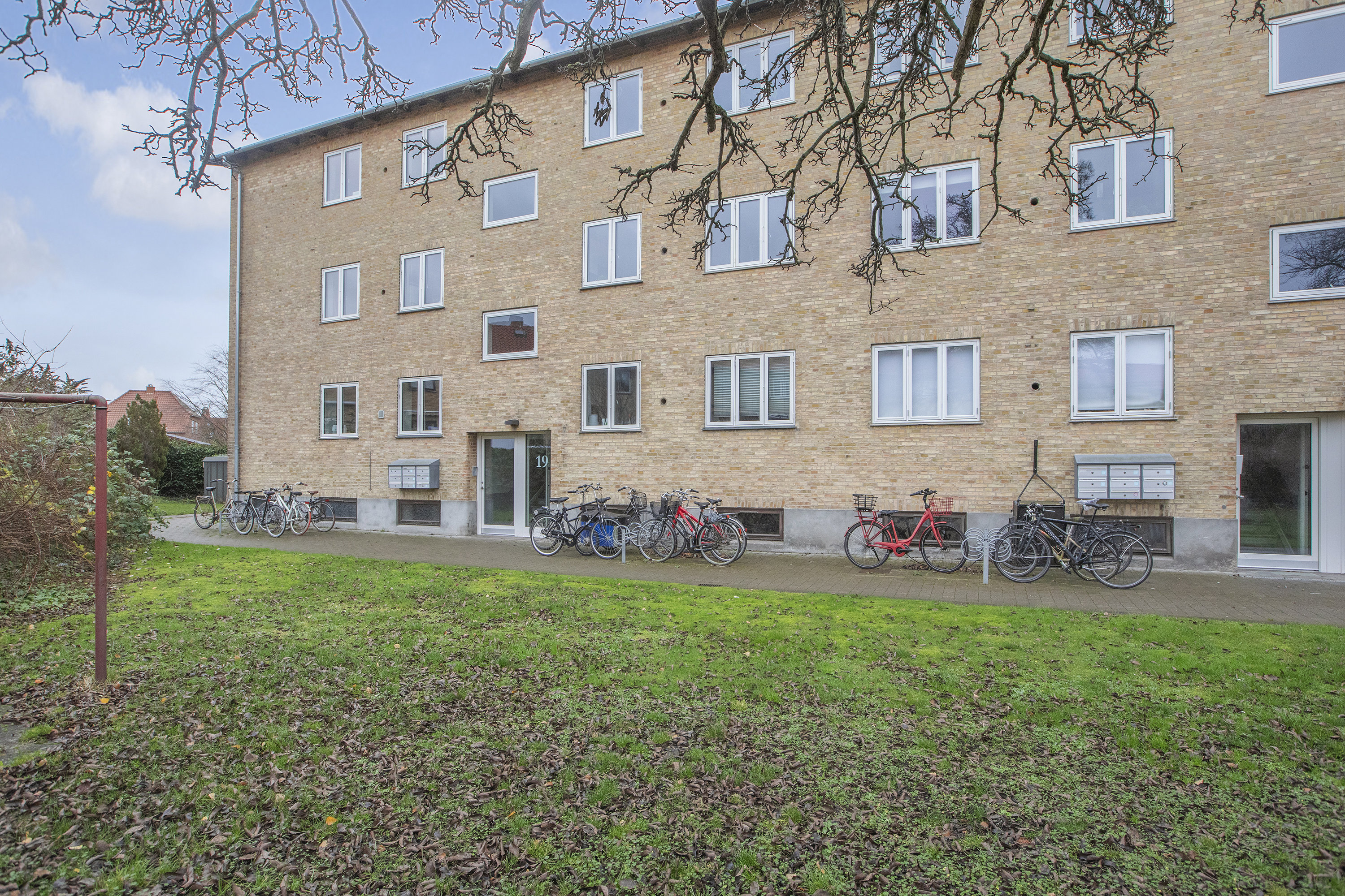 Fremhævet  billede i fuldskærmstilstand. Billede af Sorrentovej 19, 1. mf., 2300 København S