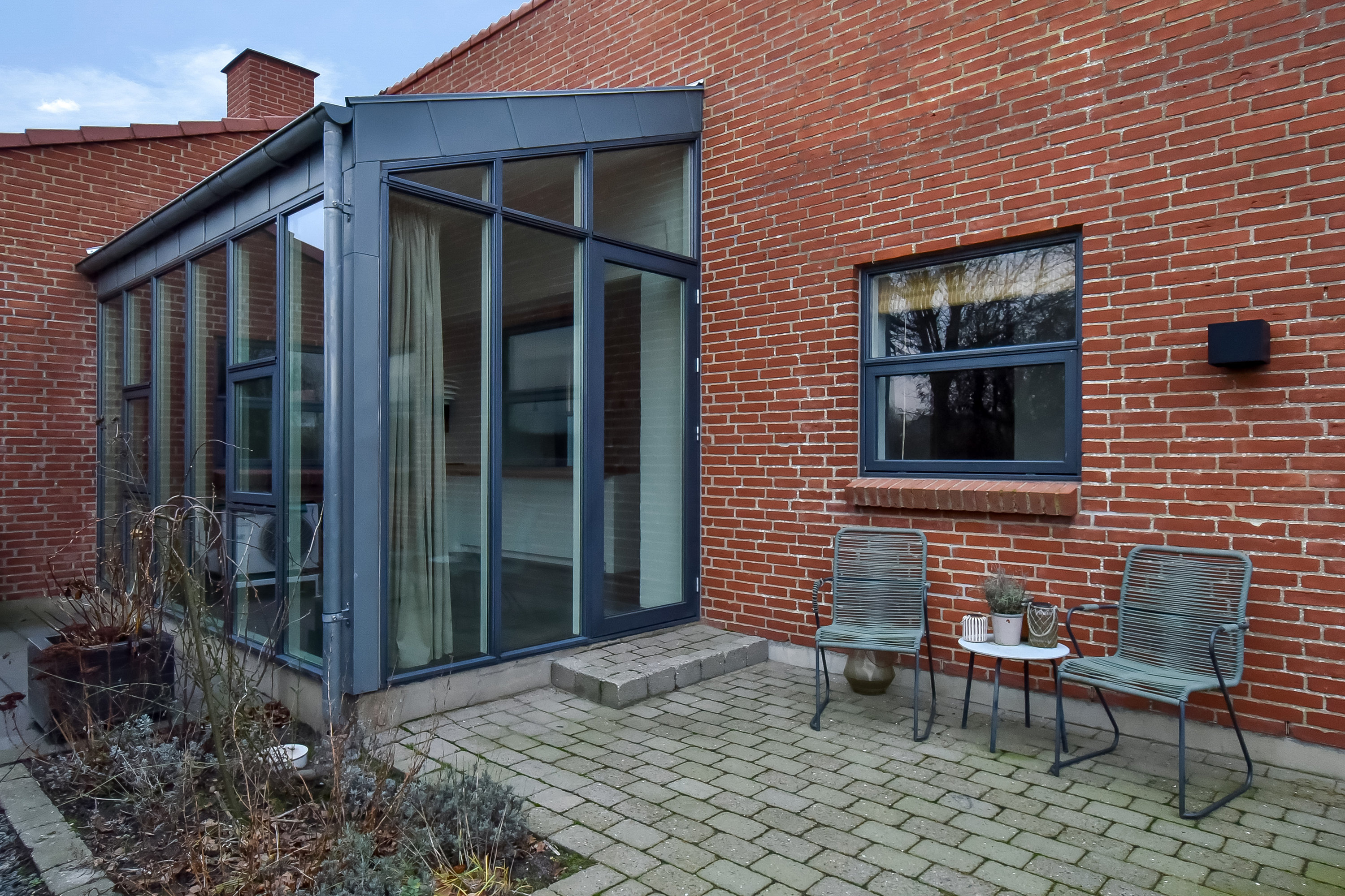 Fremhævet terrasse billede i fuldskærmstilstand. Billede af Østertorp 16, Gjellerup, 7400 Herning