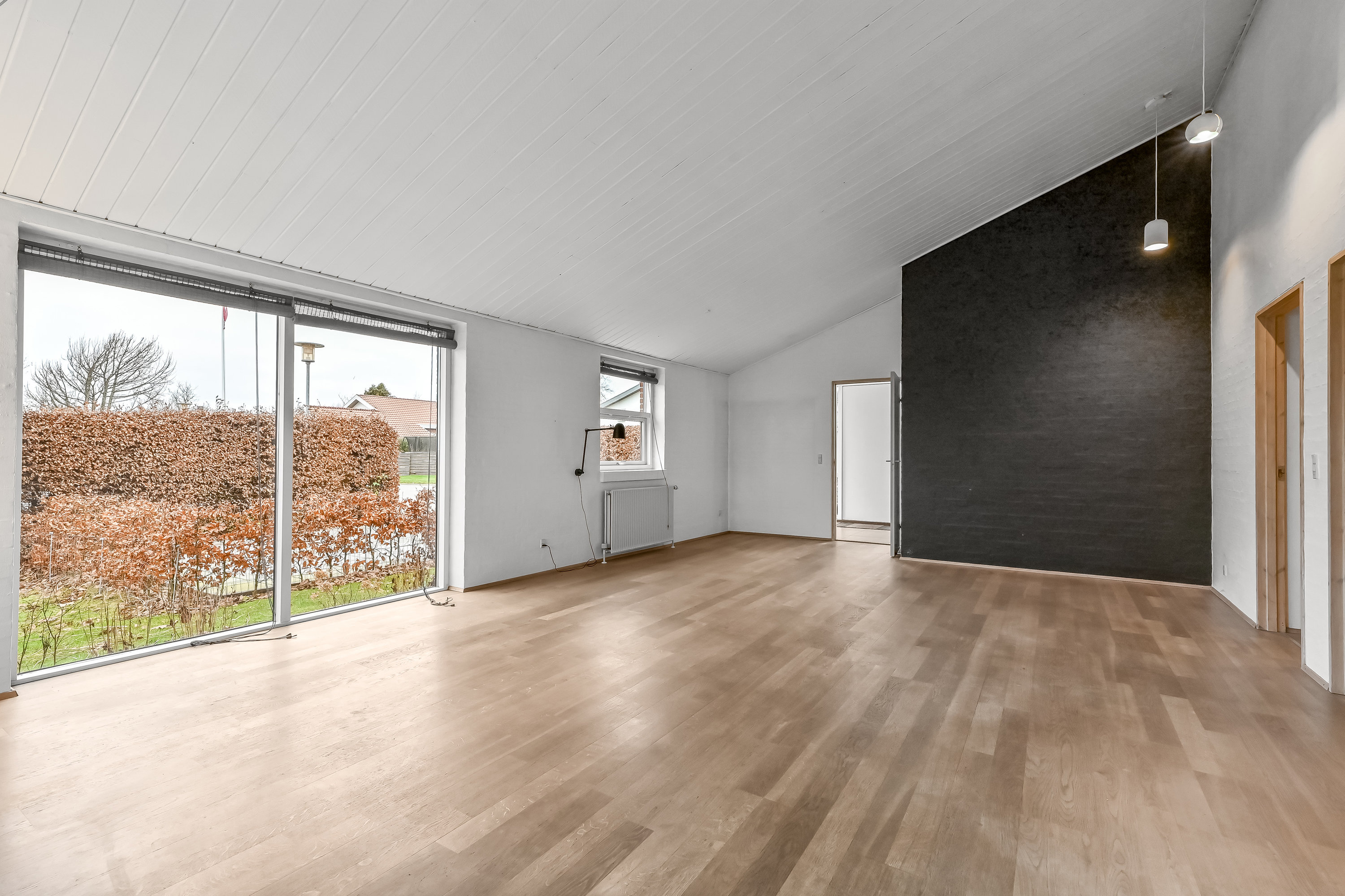 Fremhævet stue billede i fuldskærmstilstand. Billede af Østertorp 16, Gjellerup, 7400 Herning