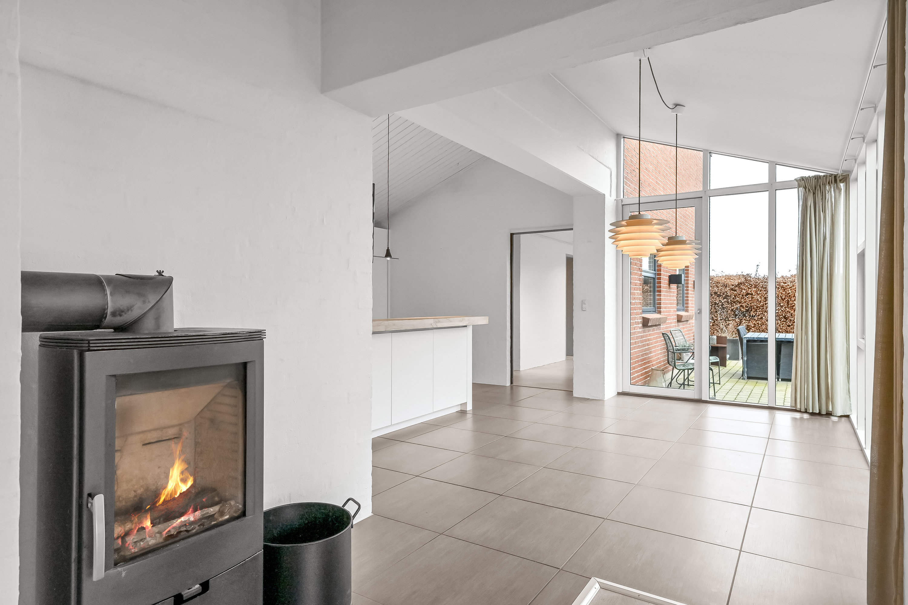 Fremhævet stue billede i fuldskærmstilstand. Billede af Østertorp 16, Gjellerup, 7400 Herning