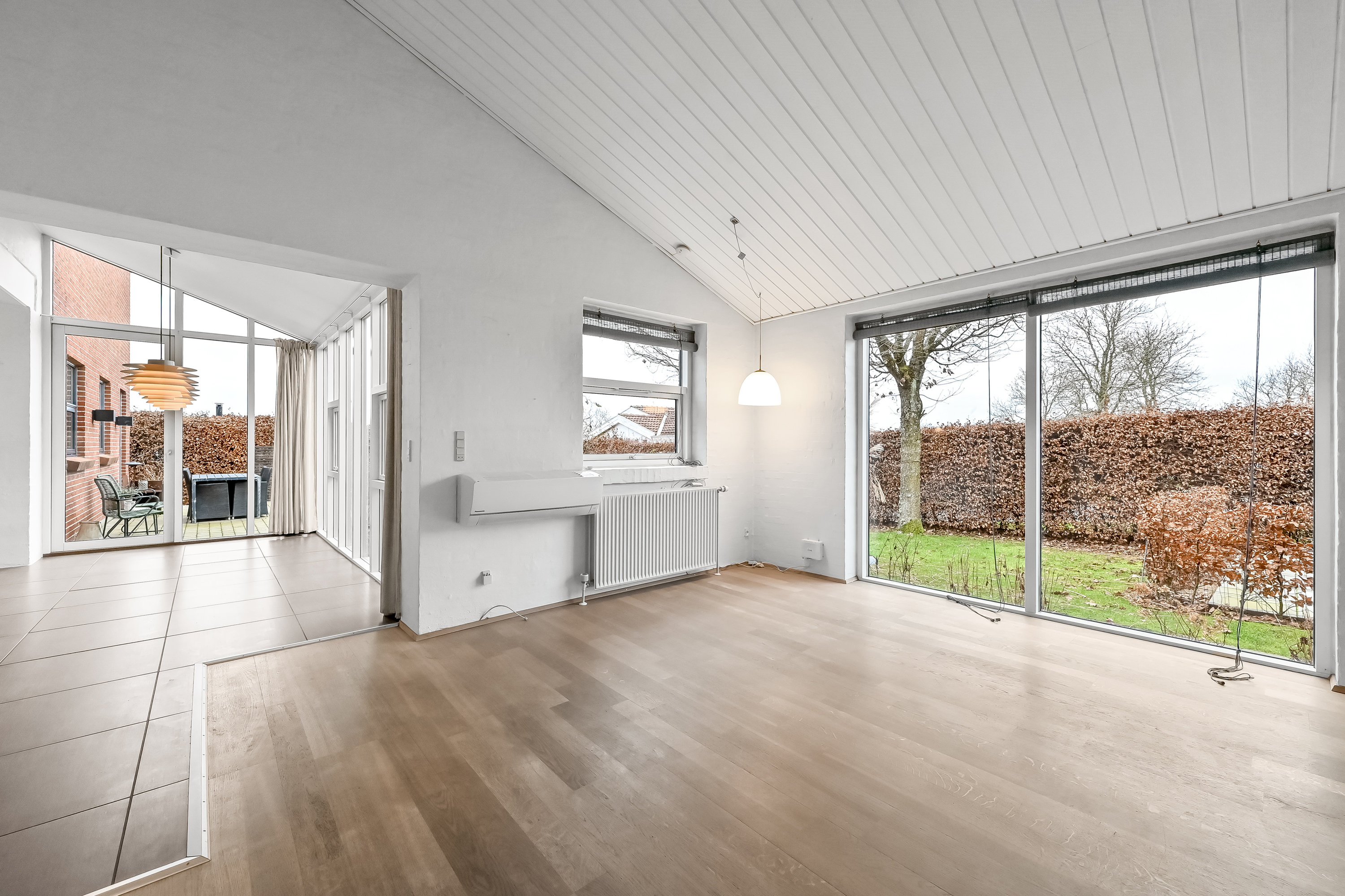 Fremhævet stue billede i fuldskærmstilstand. Billede af Østertorp 16, Gjellerup, 7400 Herning