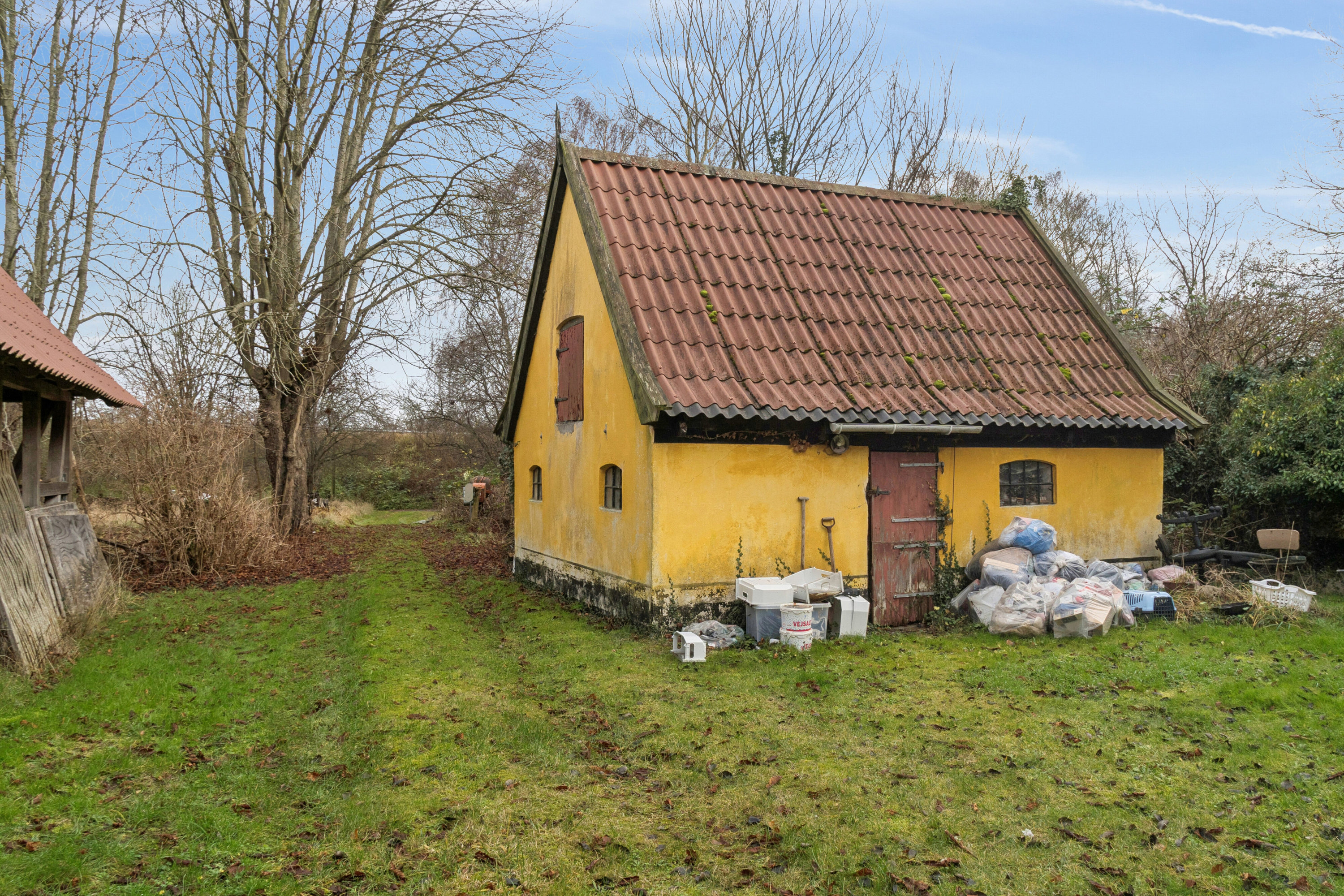 Fremhævet set fra vejen billede i fuldskærmstilstand. Billede af Orehøjvej 33, Gevninge, 4000 Roskilde