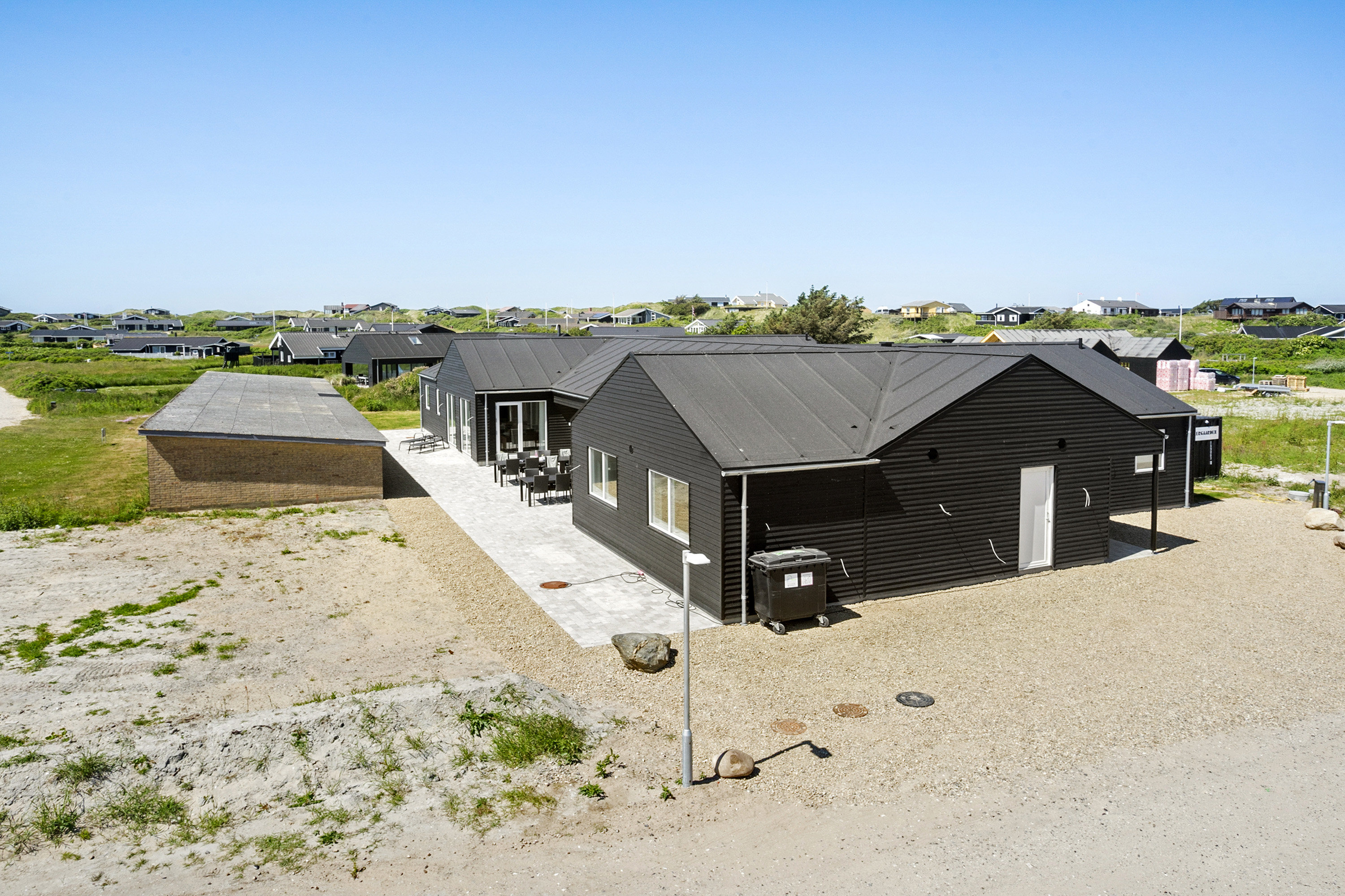 Fremhævet set udefra billede i fuldskærmstilstand. Billede af Kallehaven 3, Åsendrup, 9480 Løkken