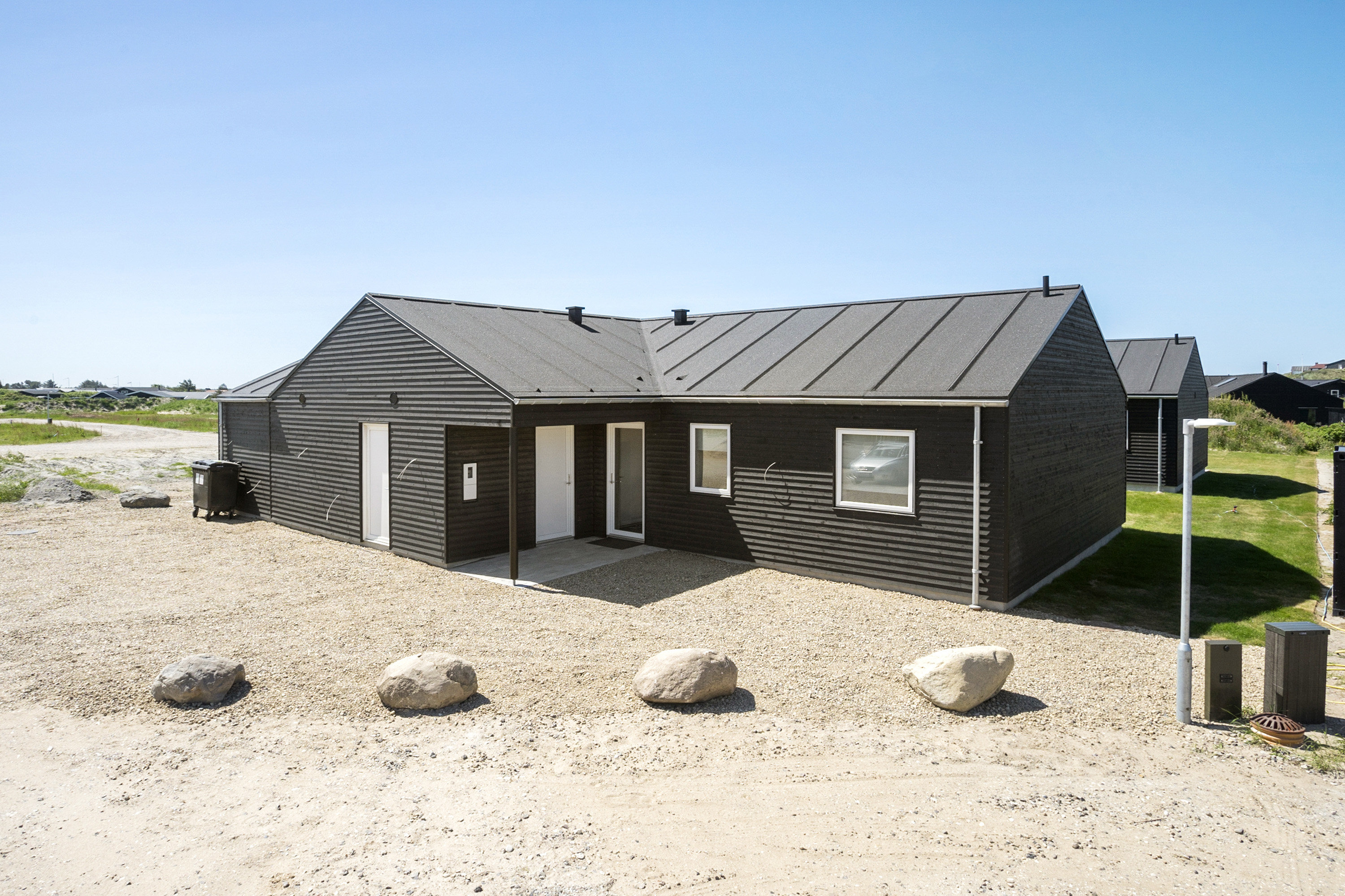 Fremhævet parkering  billede i fuldskærmstilstand. Billede af Kallehaven 3, Åsendrup, 9480 Løkken