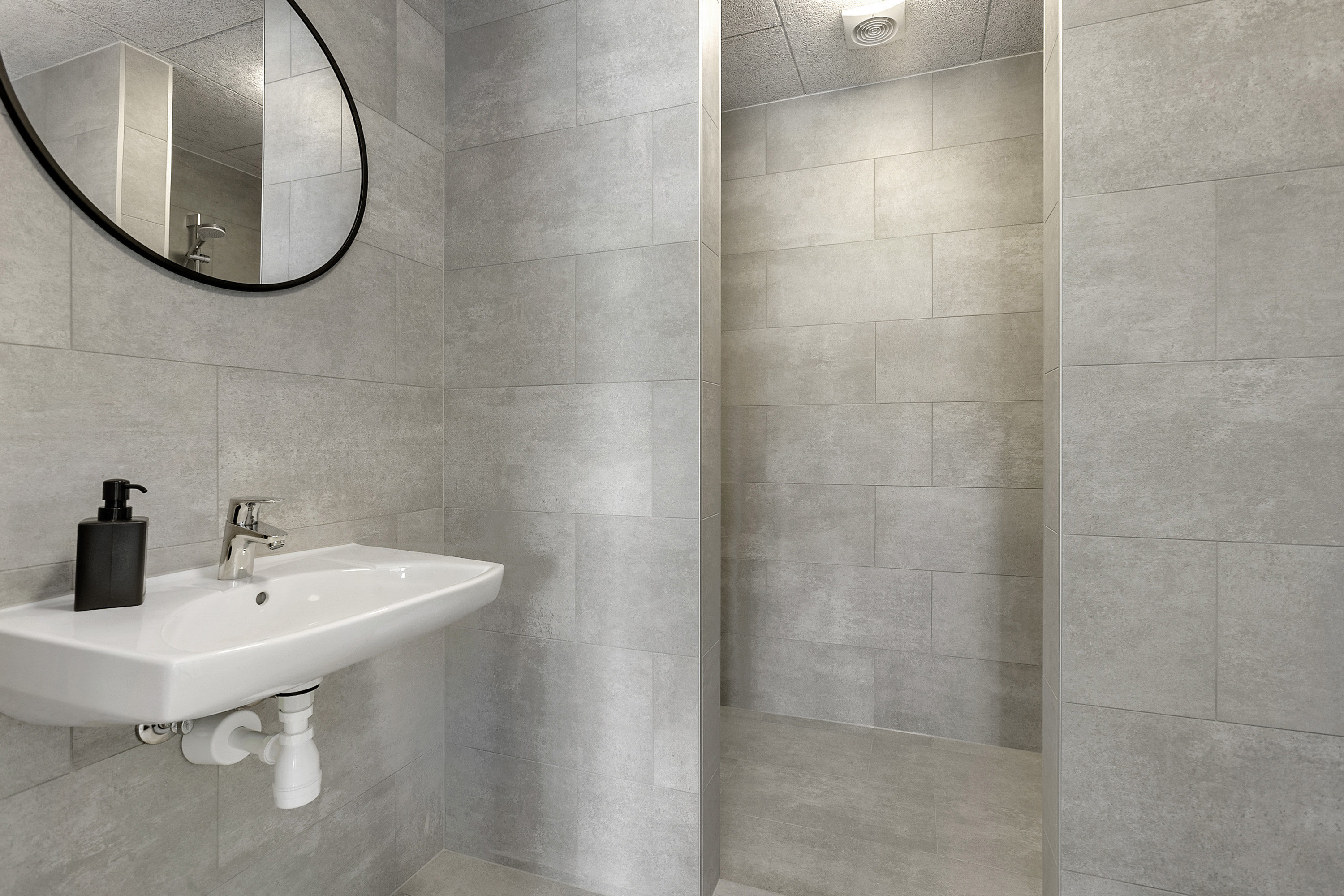 Fremhævet badeværelse billede i fuldskærmstilstand. Billede af Kallehaven 3, Åsendrup, 9480 Løkken