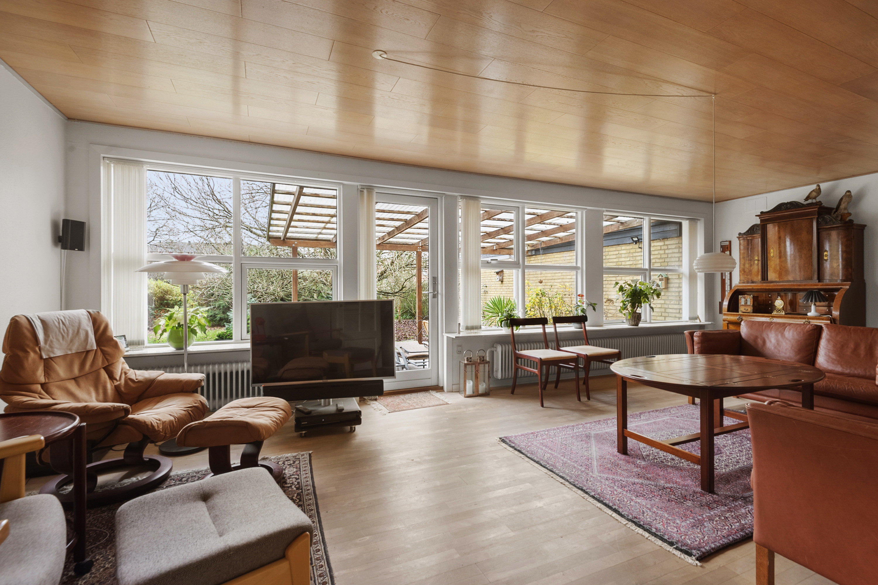 Fremhævet stue billede i fuldskærmstilstand. Billede af Dybdalsvej 9, 6800 Varde