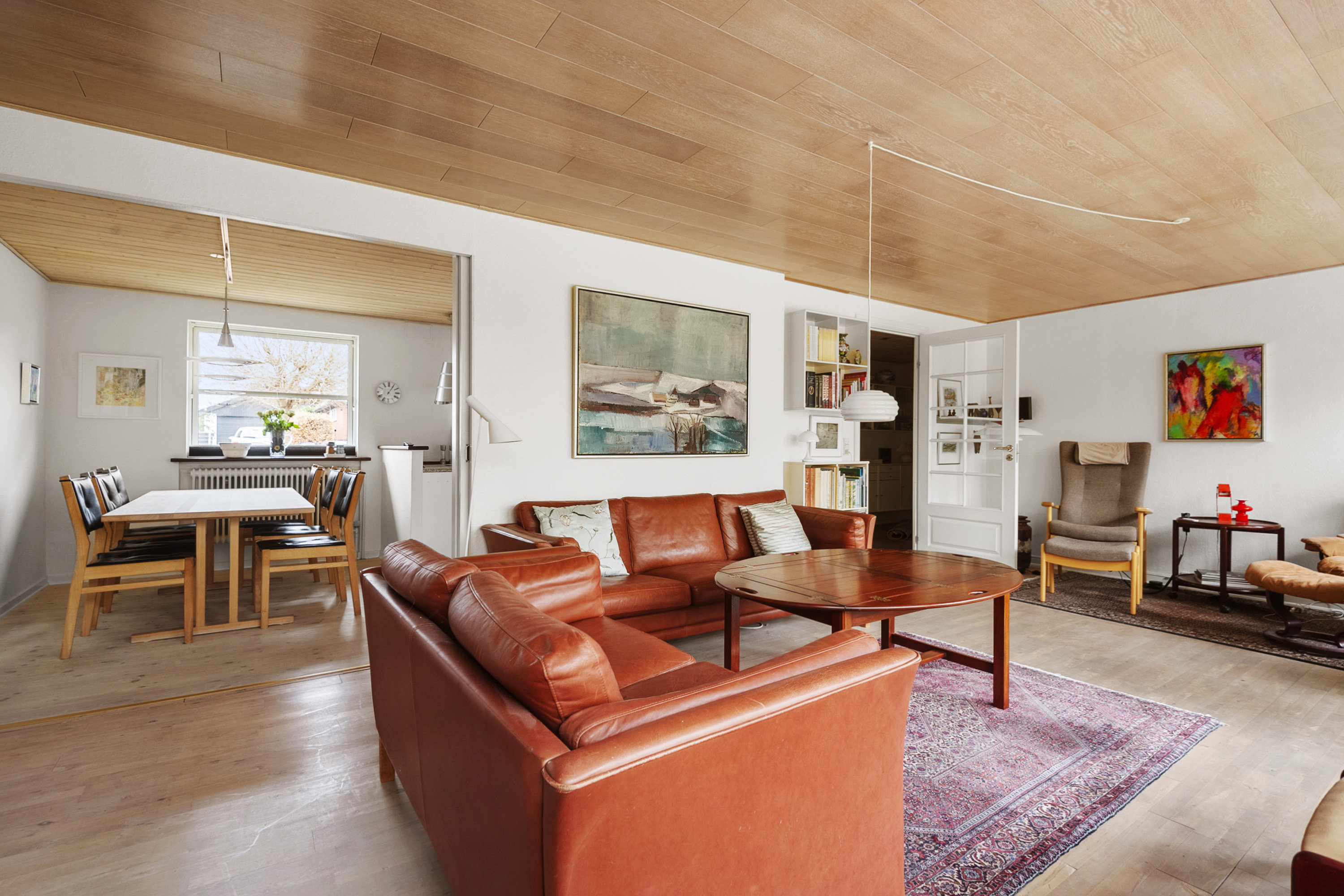 Fremhævet stue billede i fuldskærmstilstand. Billede af Dybdalsvej 9, 6800 Varde