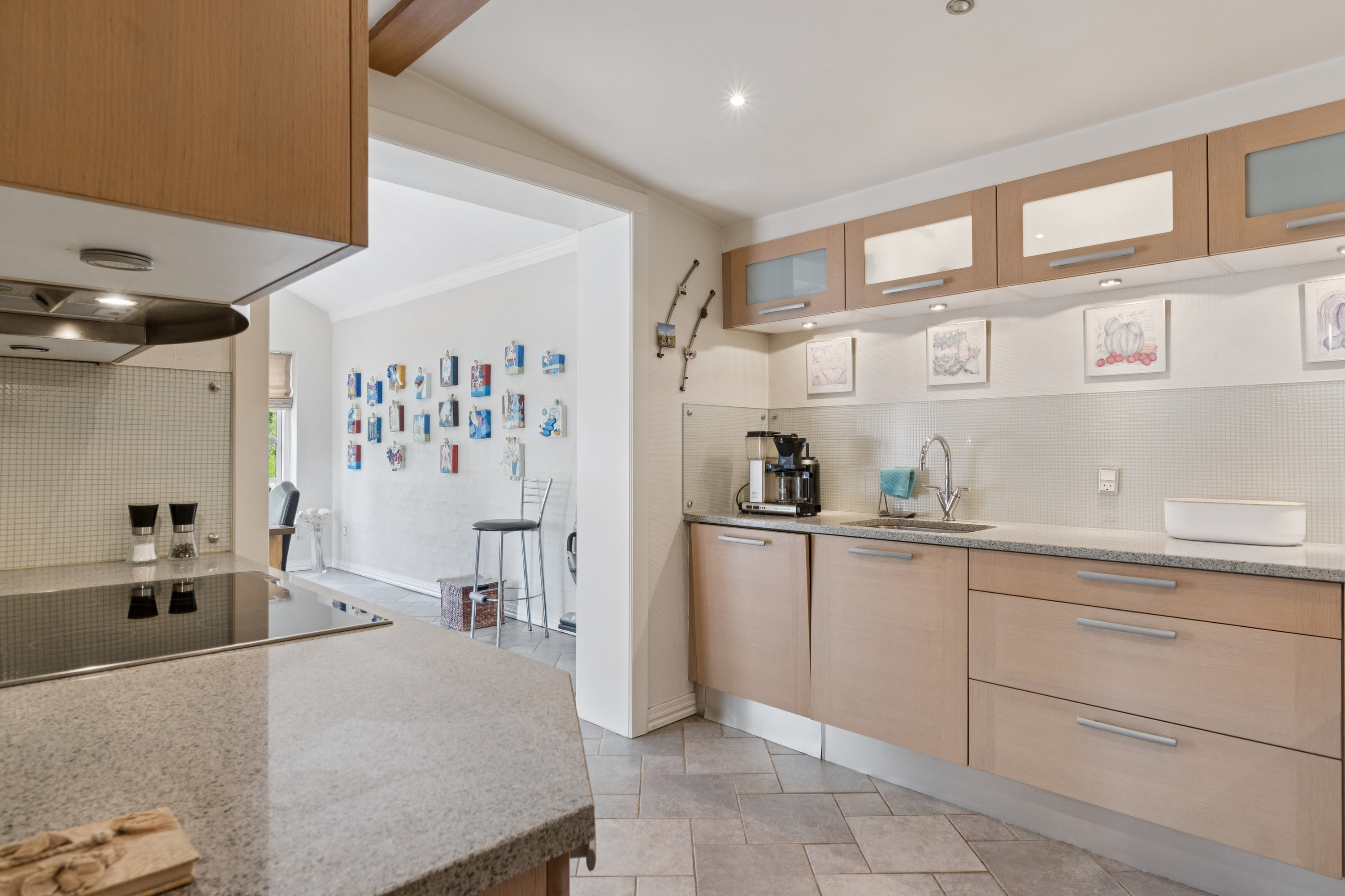 Fremhævet køkken billede i fuldskærmstilstand. Billede af Vodskovvej 97, 9310 Vodskov