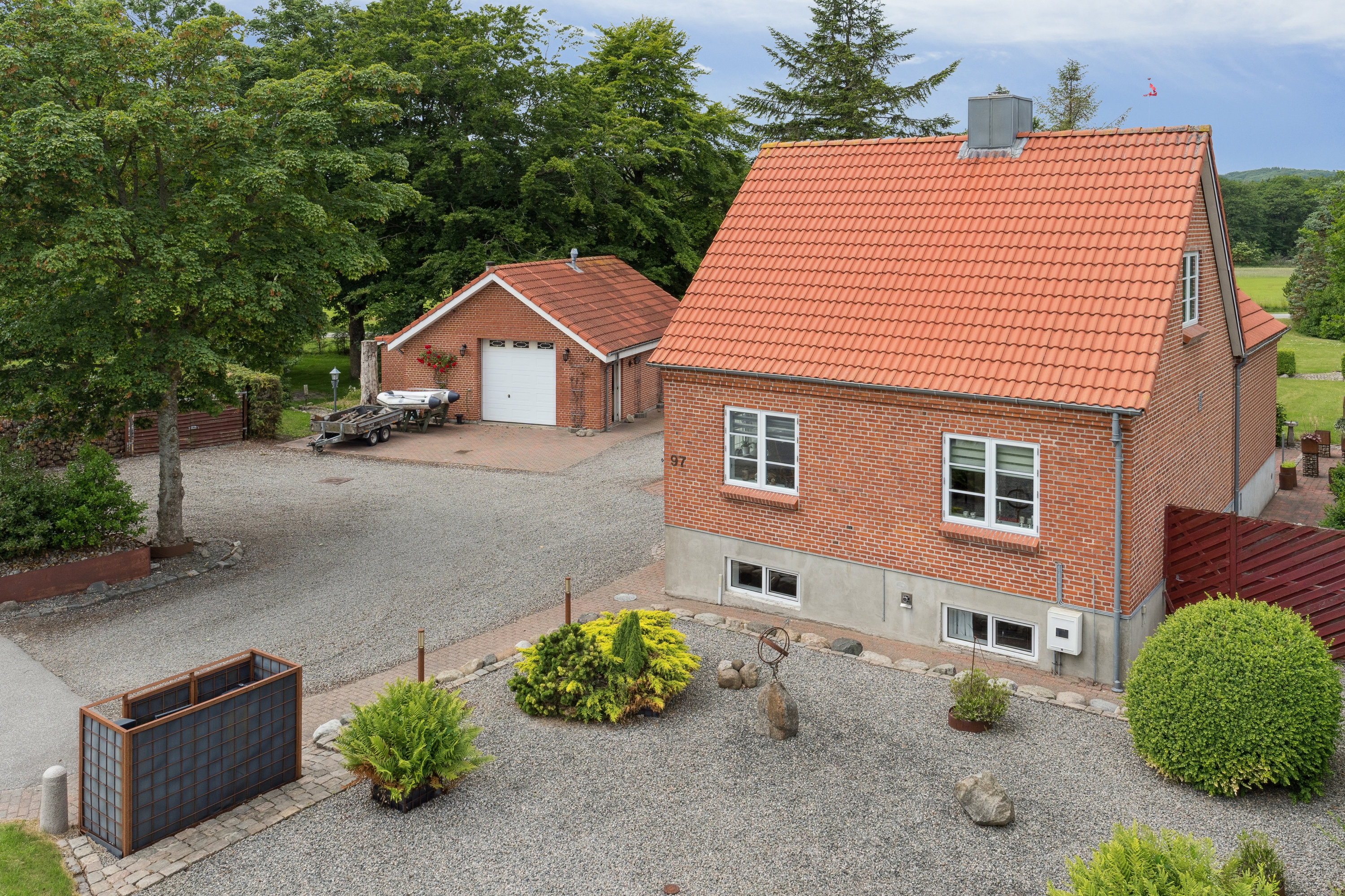 Fremhævet ejendommen billede i fuldskærmstilstand. Billede af Vodskovvej 97, 9310 Vodskov