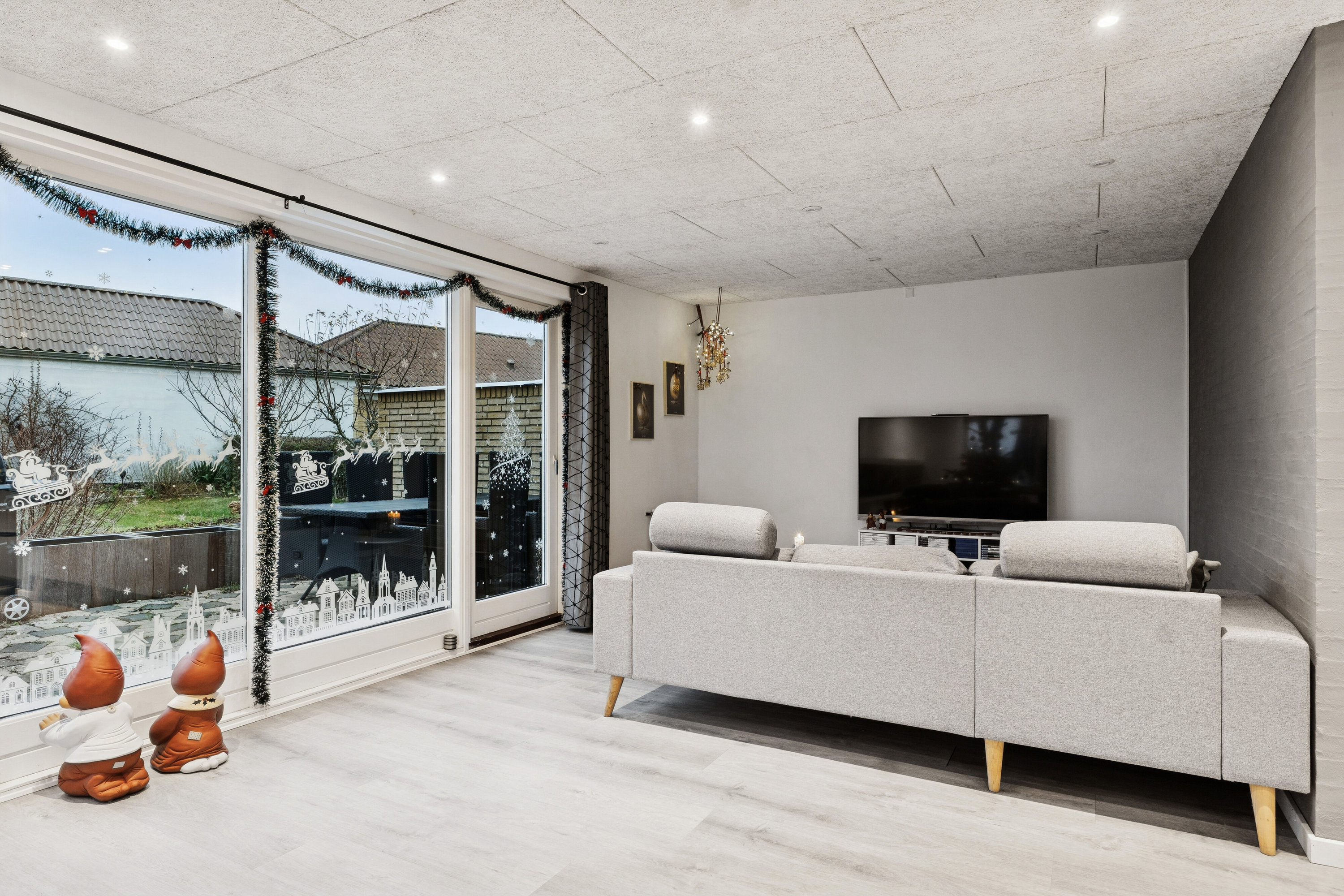 Fremhævet stue billede i fuldskærmstilstand. Billede af Stærvej 6, 4350 Ugerløse