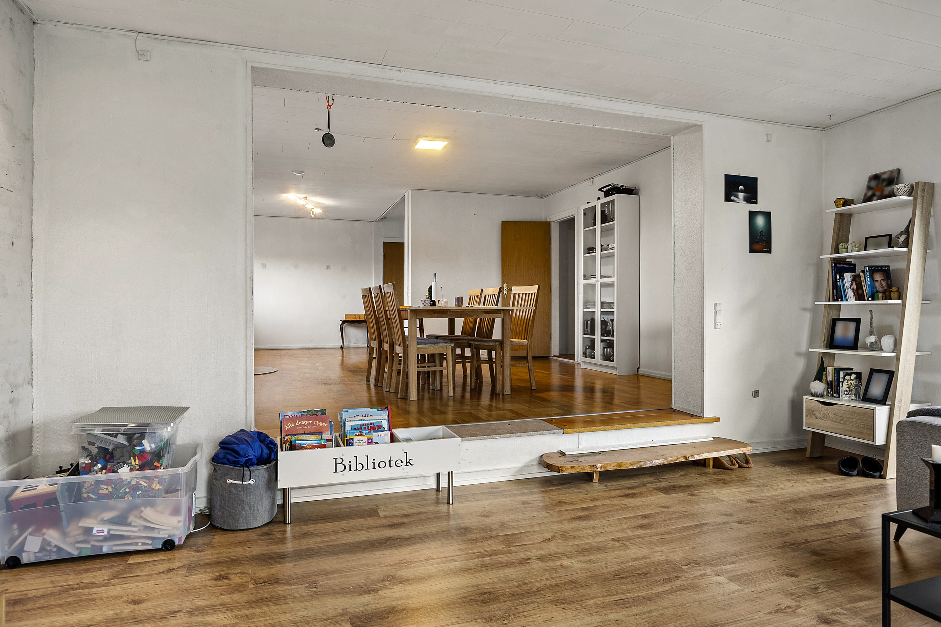 Fremhævet stue billede i fuldskærmstilstand. Billede af Stenløkke 12, Kliplev, 6200 Aabenraa