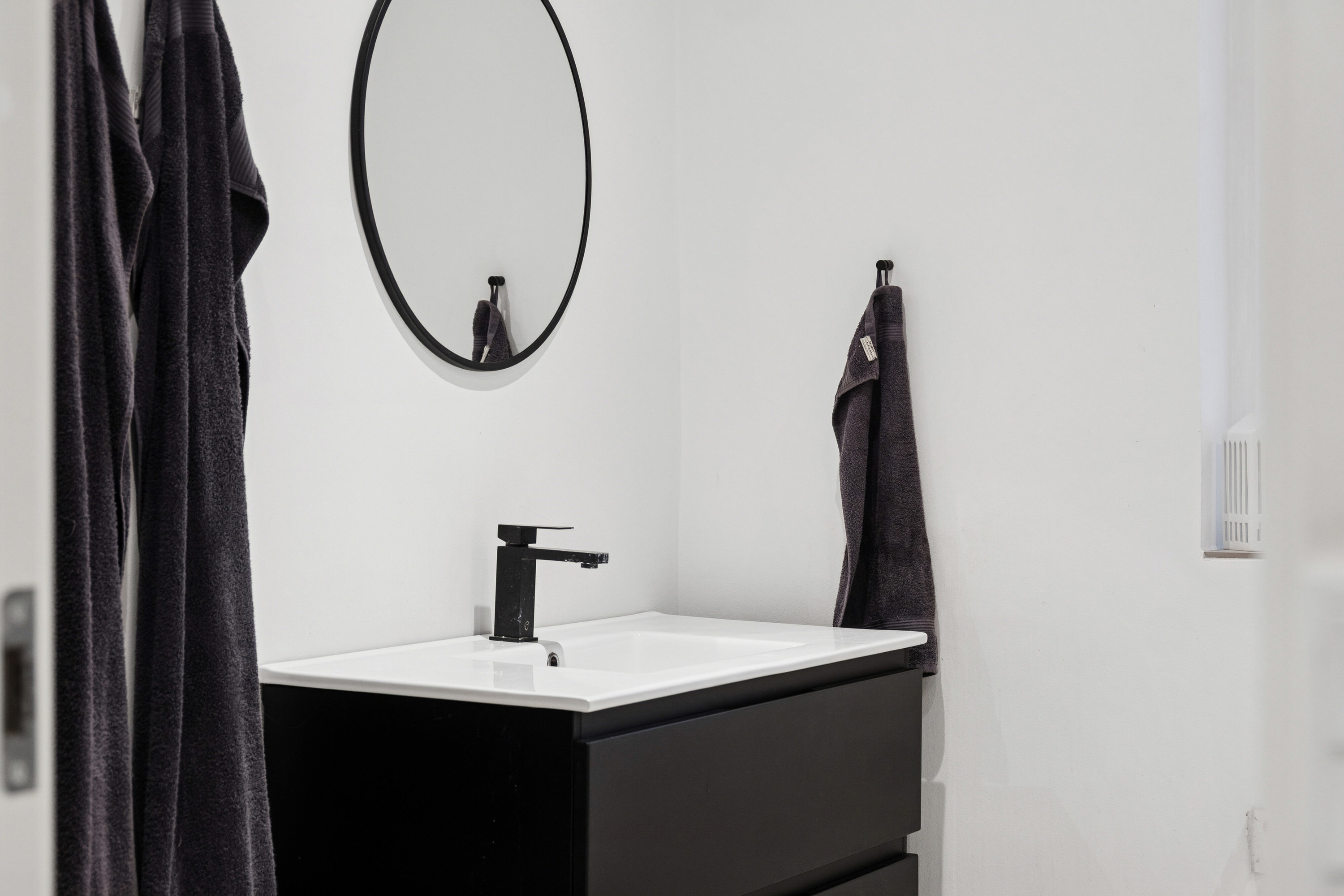 Fremhævet toilet billede i fuldskærmstilstand. Billede af Stærvej 6, 4350 Ugerløse