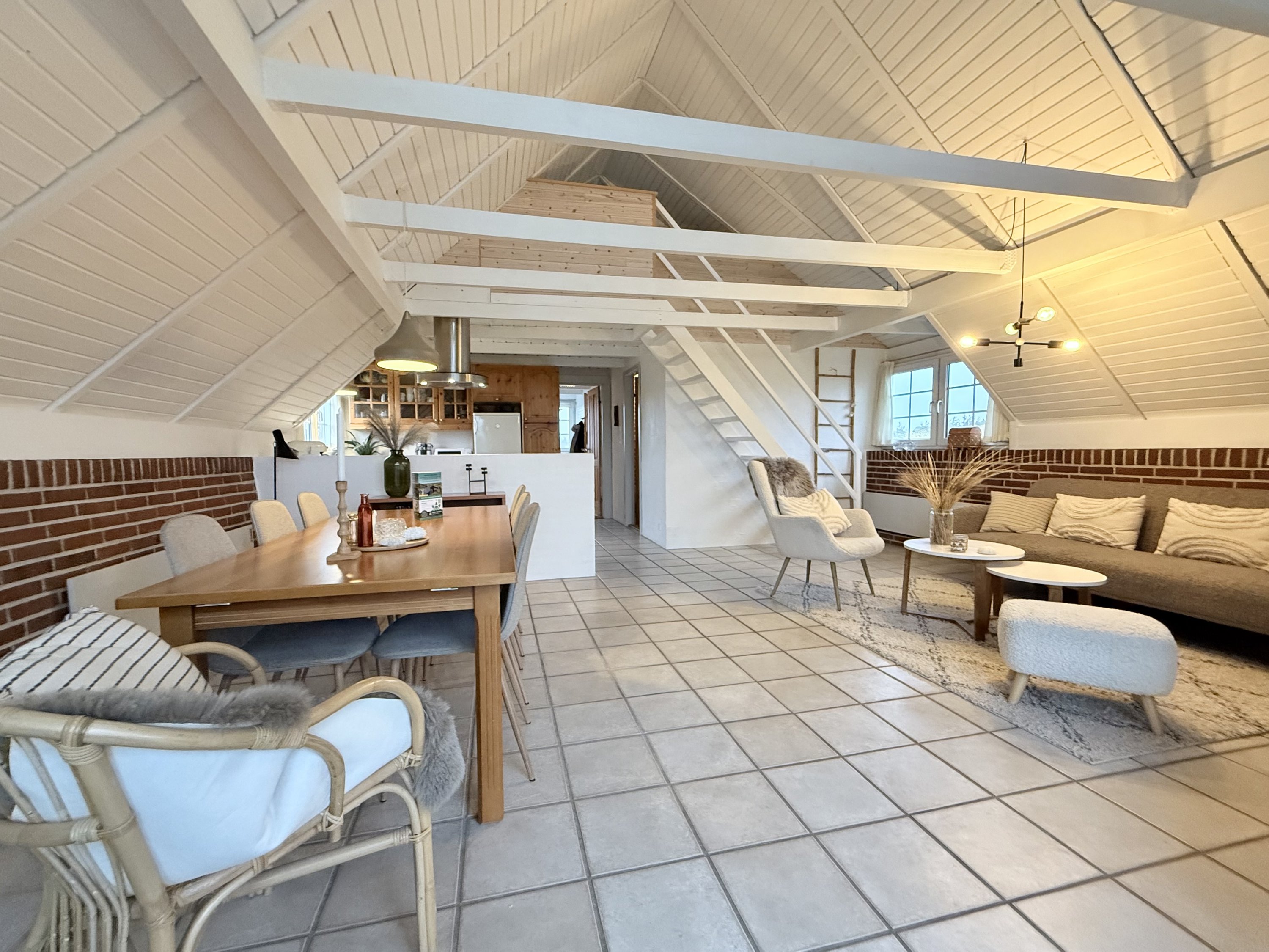 Fremhævet  billede i fuldskærmstilstand. Billede af Regnspovedalen 18, Houvig, 6950 Ringkøbing