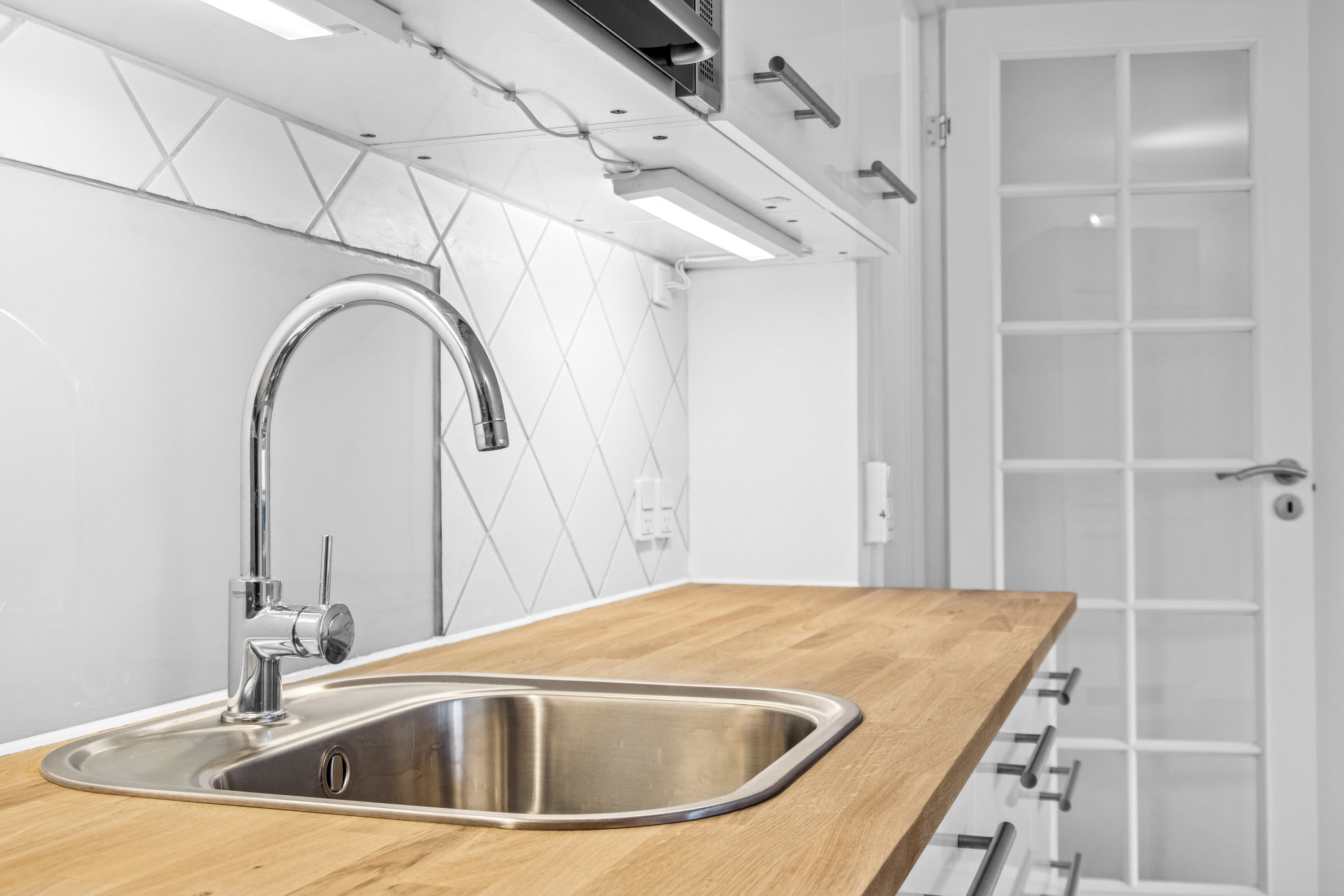 Fremhævet badeværelse billede i fuldskærmstilstand. Billede af Vejlegårdsparken 52, st.. 2., 2665 Vallensbæk Strand