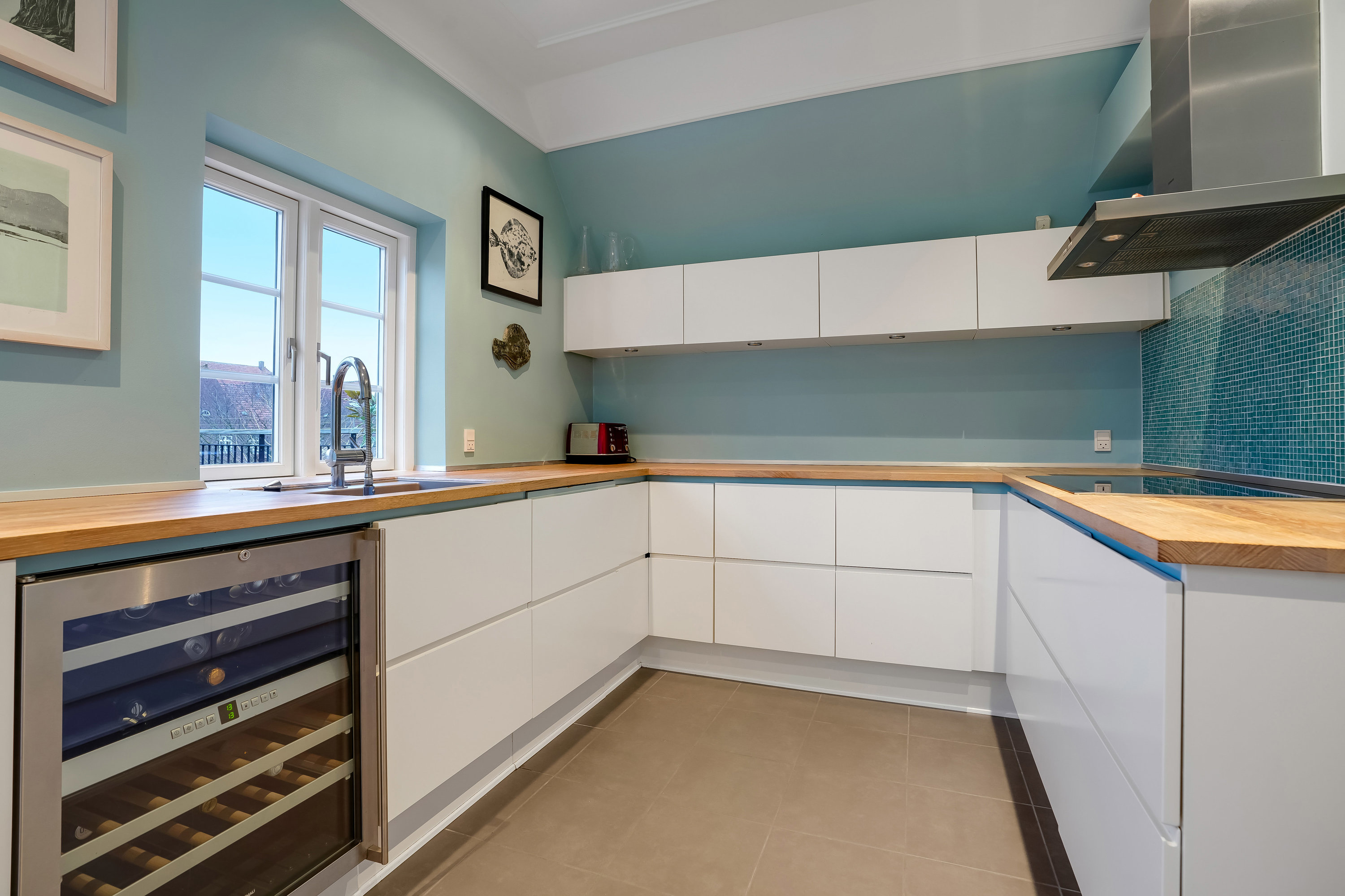 Fremhævet køkken billede i fuldskærmstilstand. Billede af Kastanievej 55, 1., 5230 Odense M