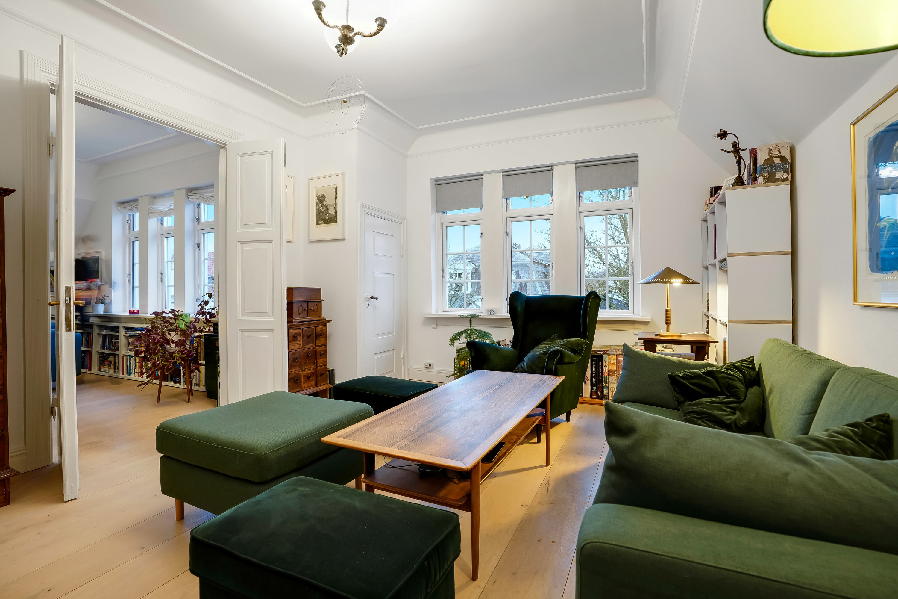 Fremhævet stue billede i fuldskærmstilstand. Billede af Kastanievej 55, 1., 5230 Odense M