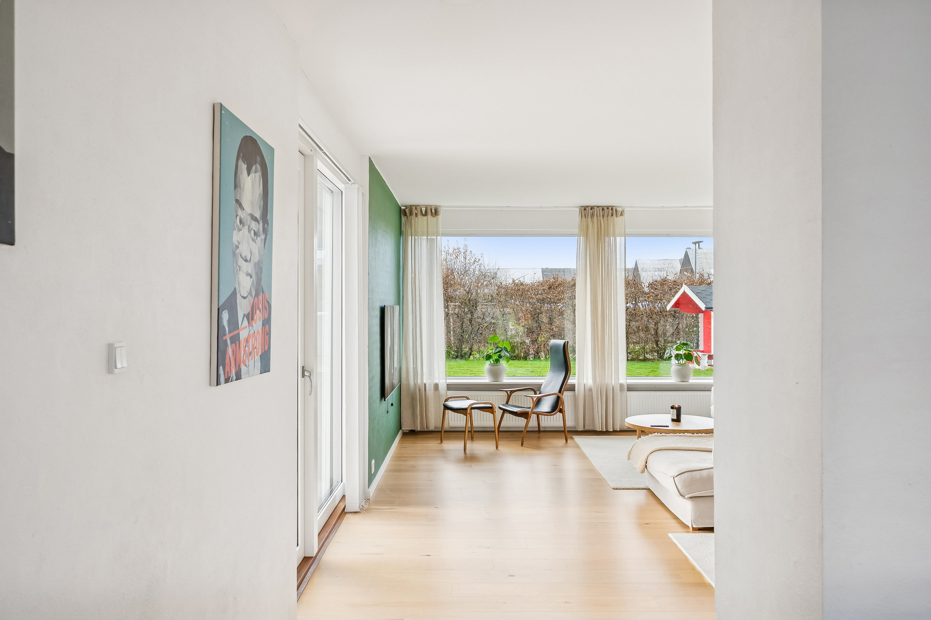 Fremhævet stue billede i fuldskærmstilstand. Billede af Løvtoften 7, 2630 Taastrup