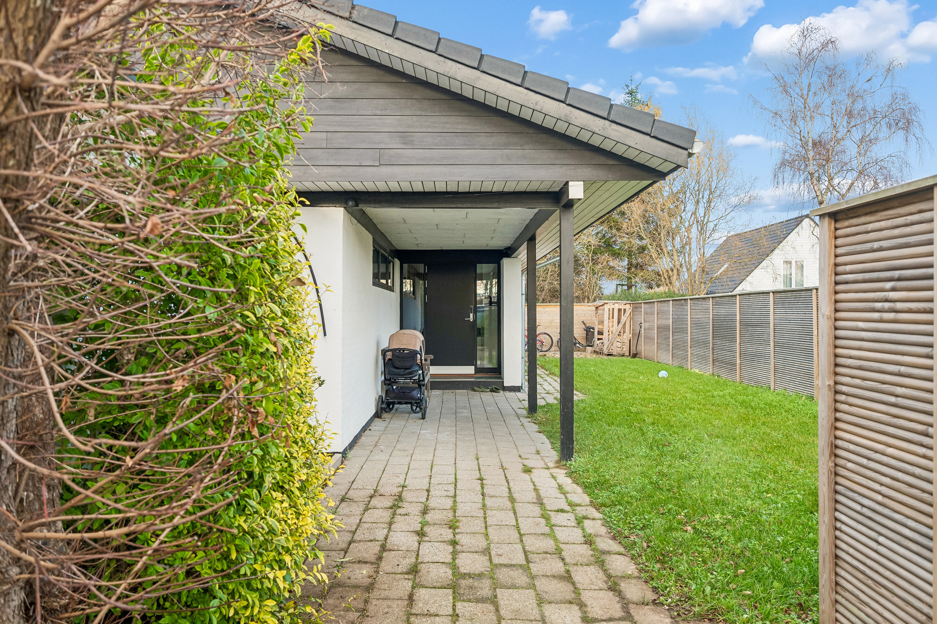 Fremhævet andet billede i fuldskærmstilstand. Billede af Løvtoften 7, 2630 Taastrup