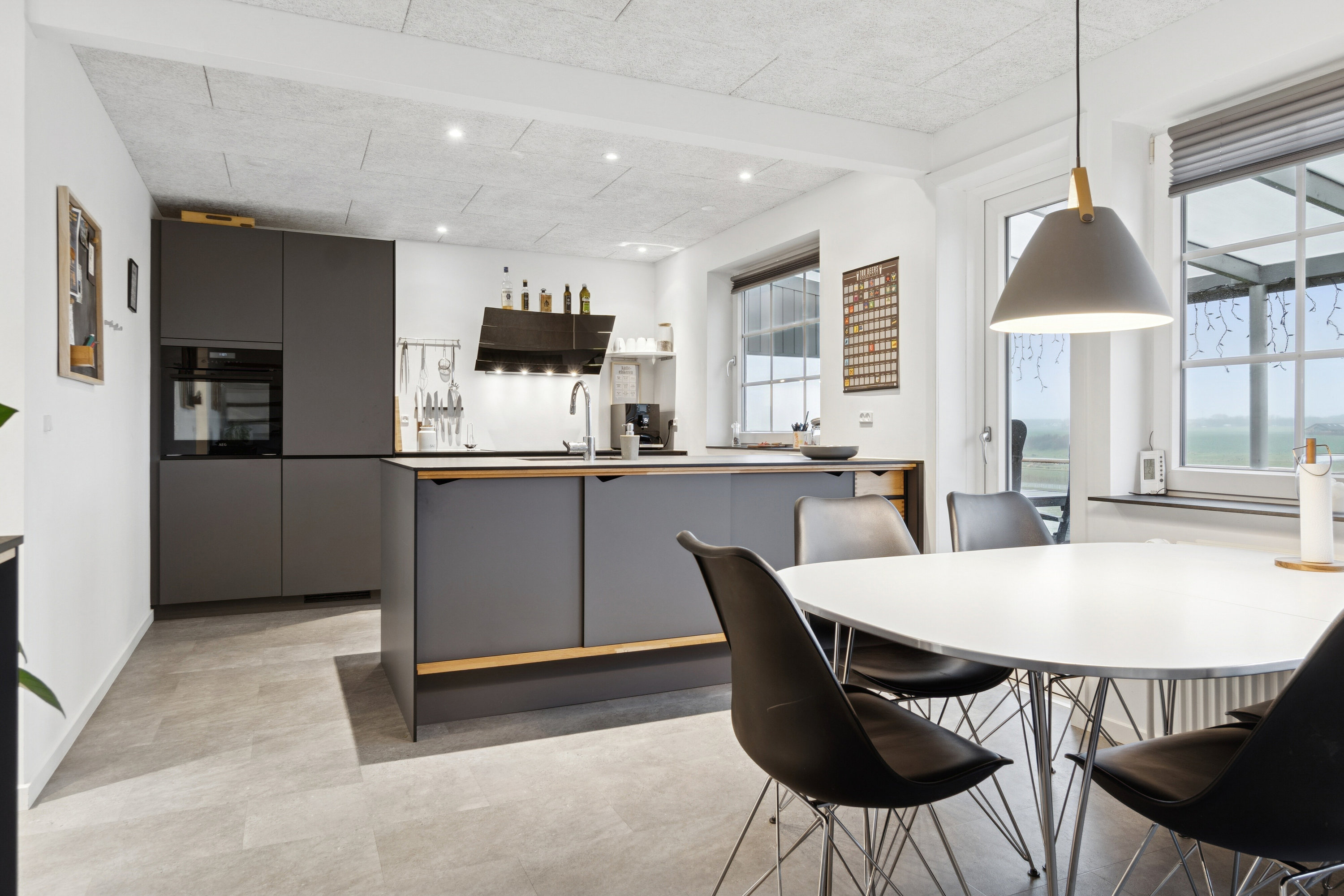 Fremhævet køkken billede i fuldskærmstilstand. Billede af Australiavænget 4, Tingstrup, 7700 Thisted