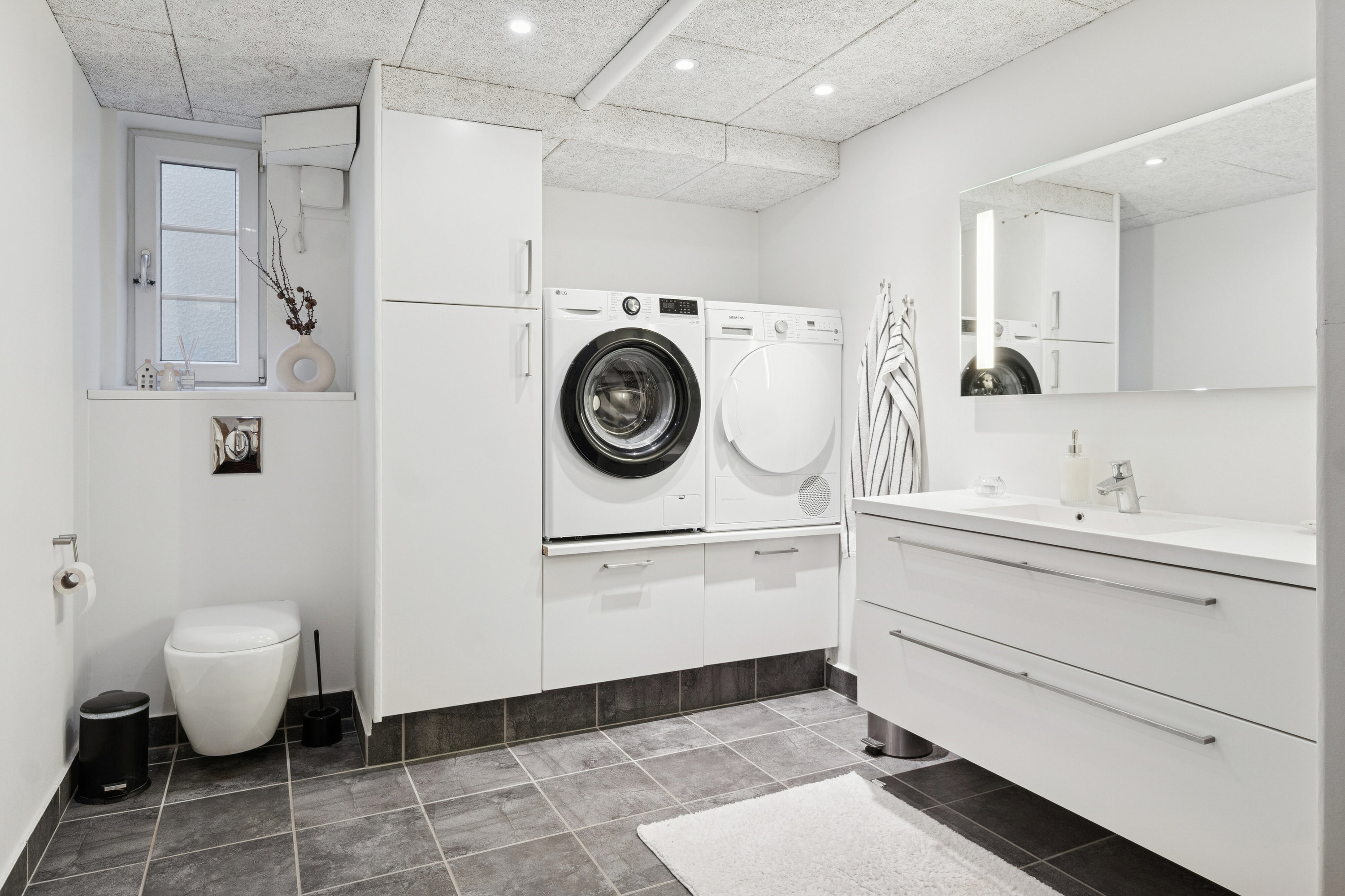 Fremhævet badeværelse billede i fuldskærmstilstand. Billede af Australiavænget 4, Tingstrup, 7700 Thisted