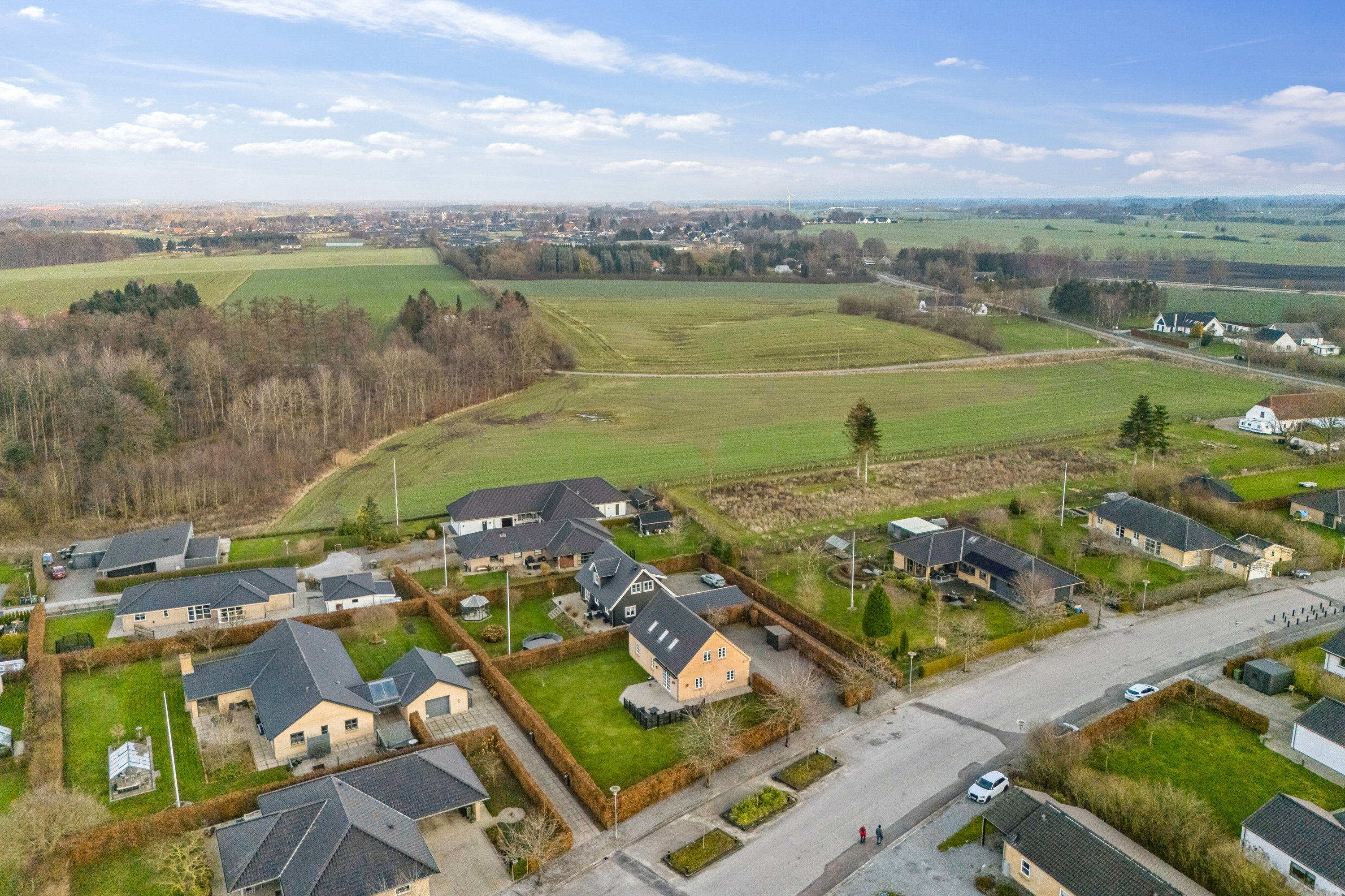 Fremhævet luftfoto billede i fuldskærmstilstand. Billede af Kirkeløkken 14, Nørre Søby, 5792 Årslev